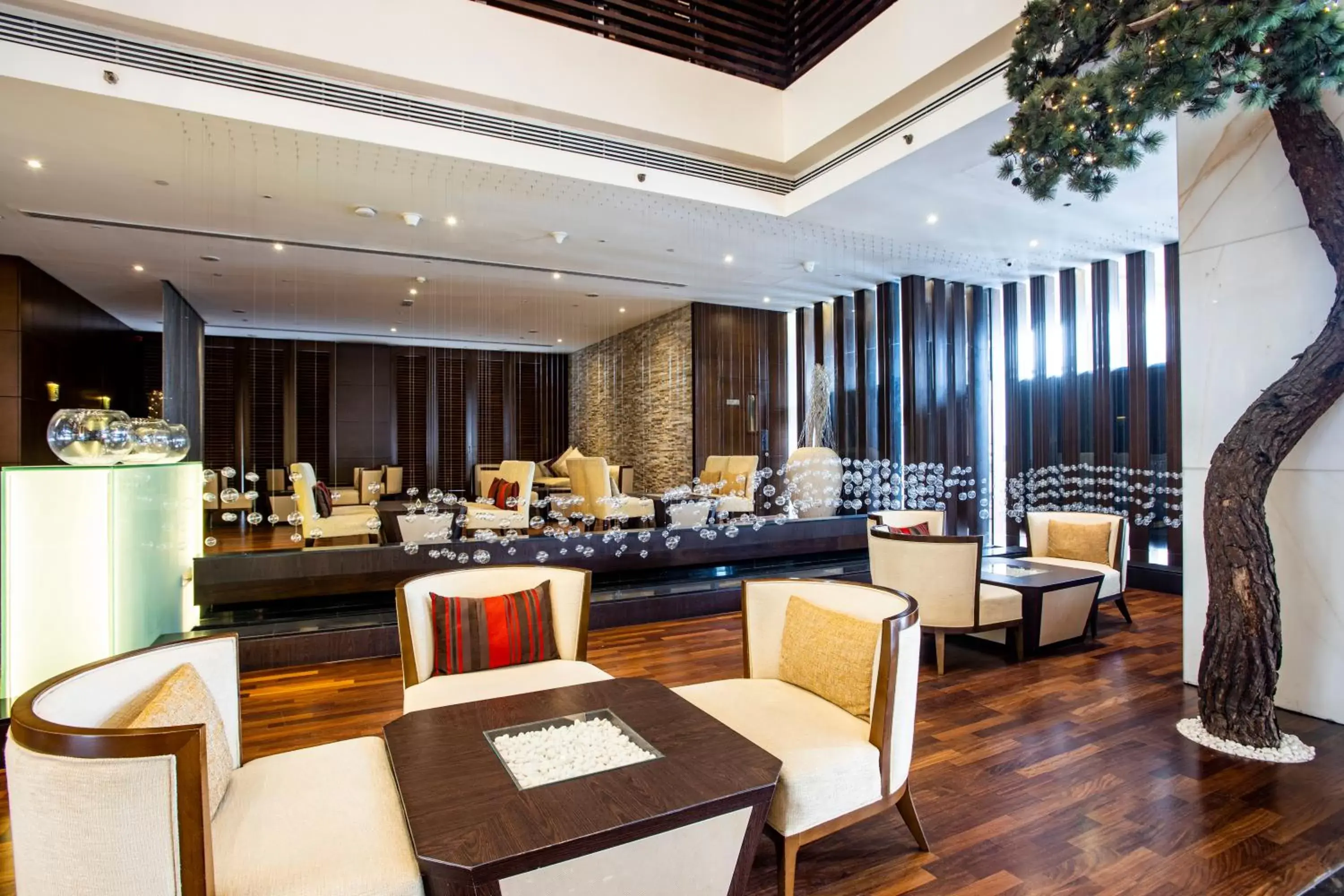 Lobby or reception, Restaurant/Places to Eat in Asiana Hotel Dubai