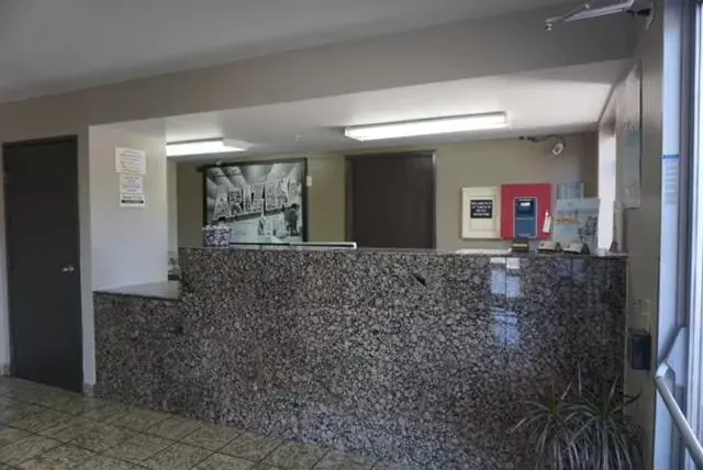 Lobby or reception in Super 8 by Wyndham Casa Grande Lobby or reception in Super 8 by Wyndham Casa Grande