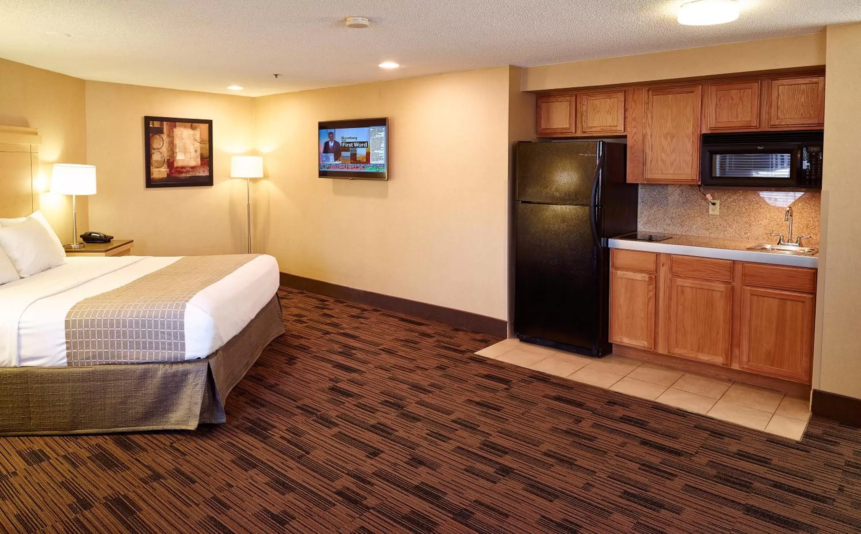 Photo of the whole room in LivINN Hotel Cincinnati North/ Sharonville