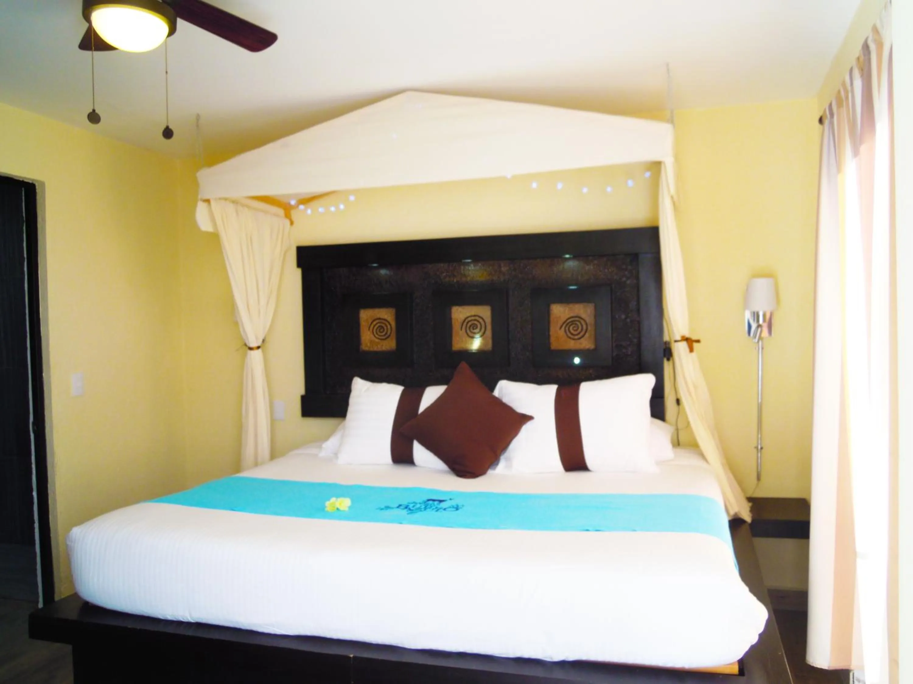 Decorative detail, Bed in Hotel & Spa La Mansion del B Azul