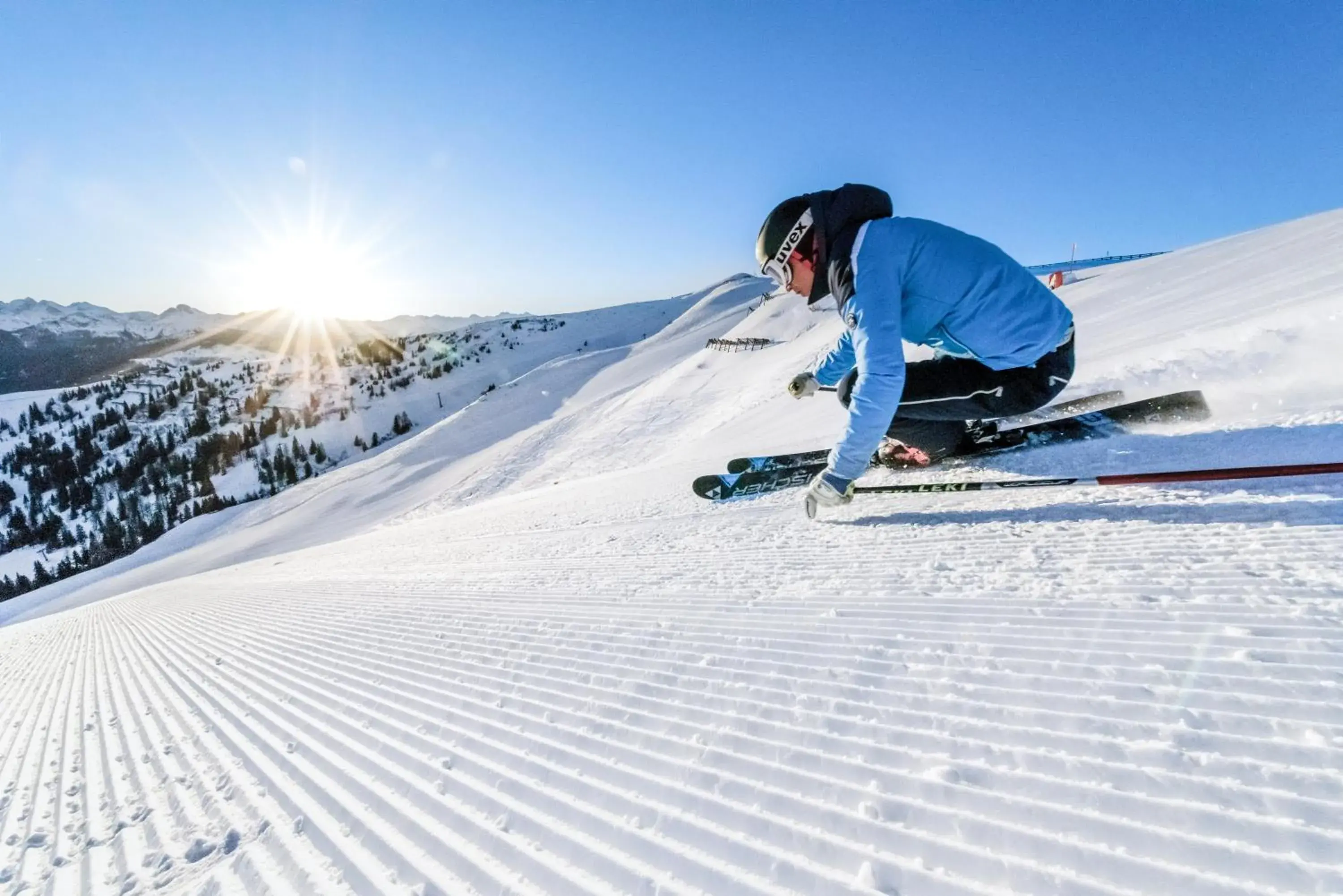 Skiing in Impuls Hotel Tirol