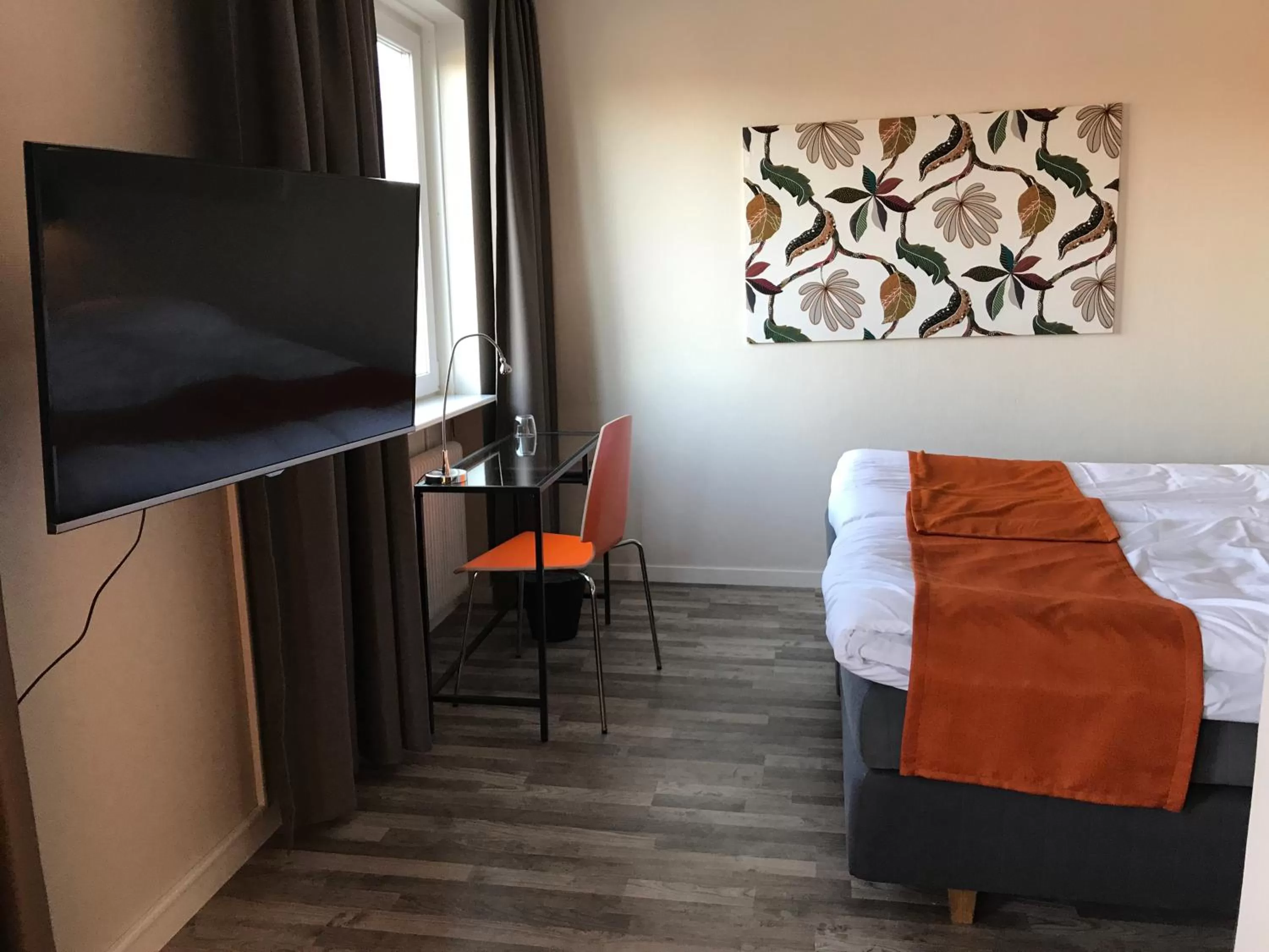 TV/Entertainment Center in Hotell Lycksele