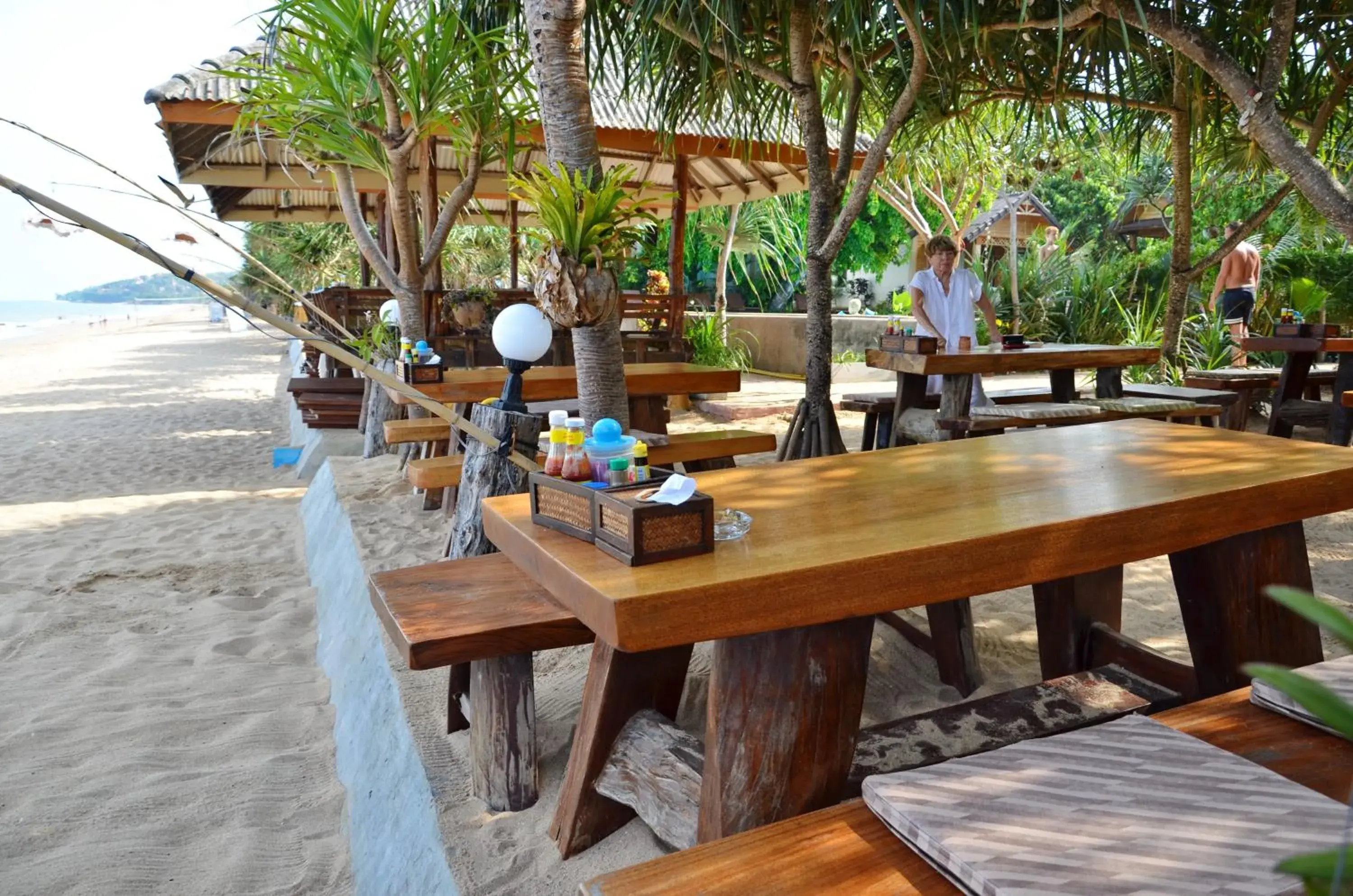 Restaurant/places to eat in Lanta Miami Resort - SHA Extra Plus