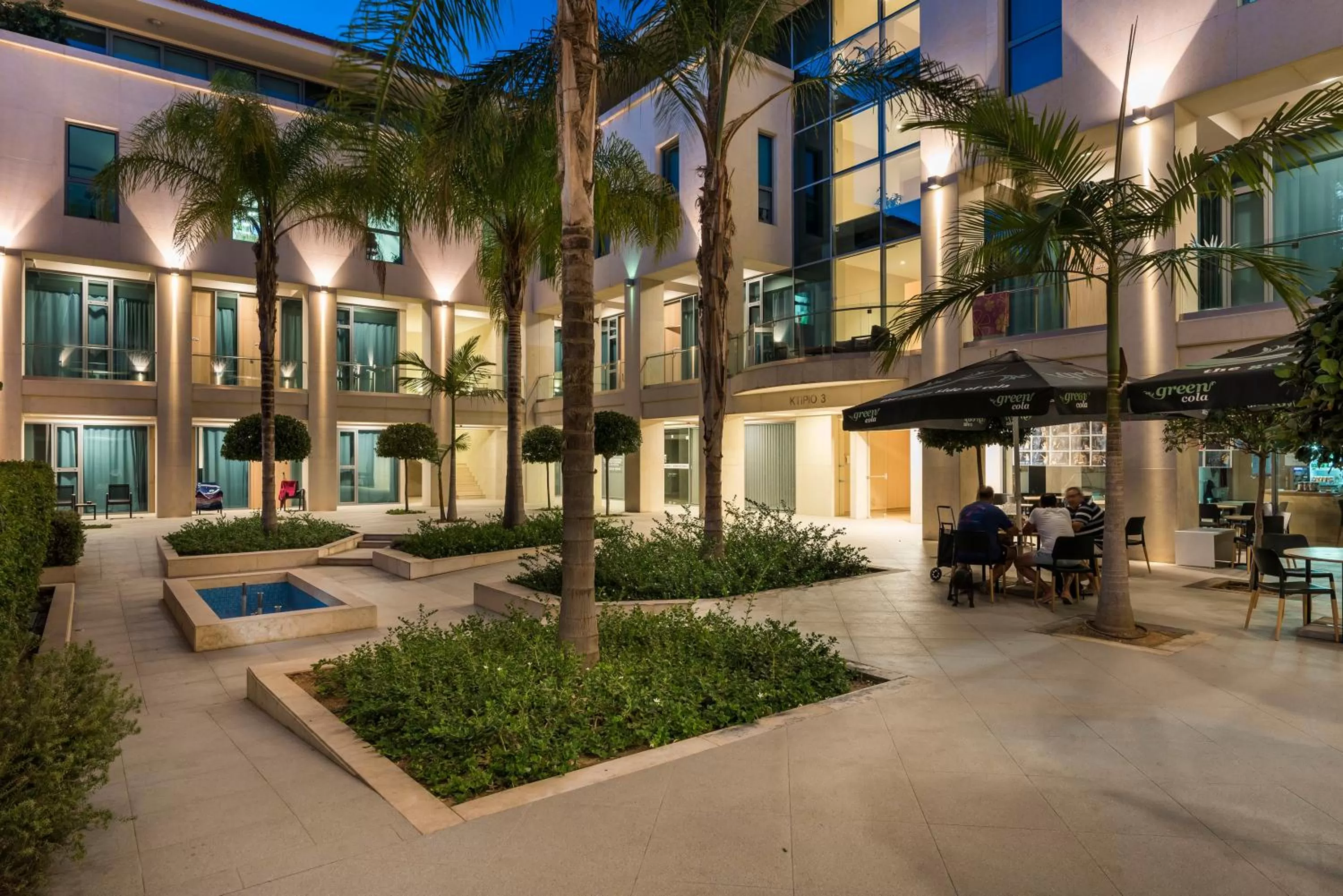 Patio in Trianon Luxury Apartments & Suites