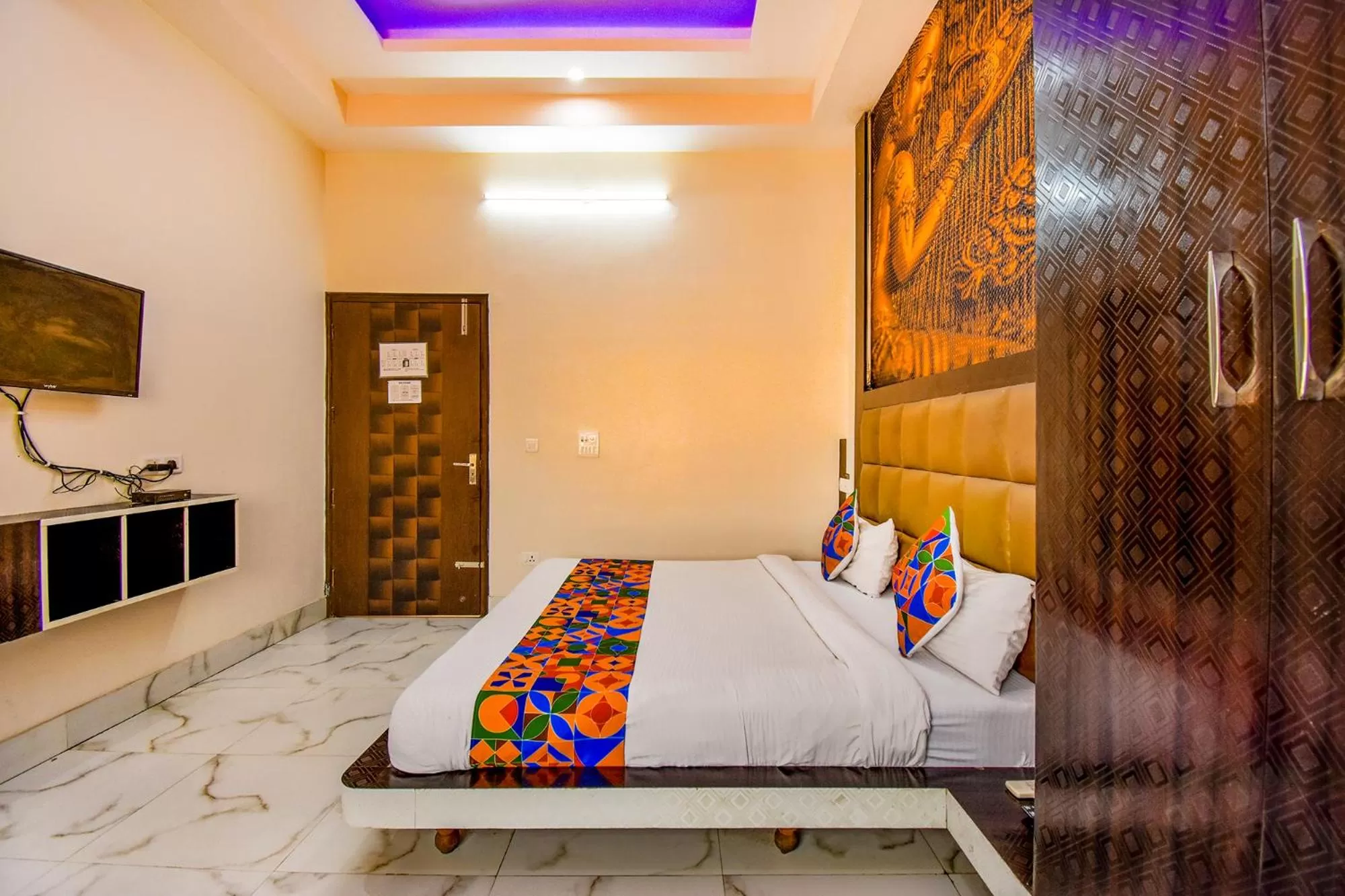 Bedroom, Bed in FabHotel Prime Sumanglam