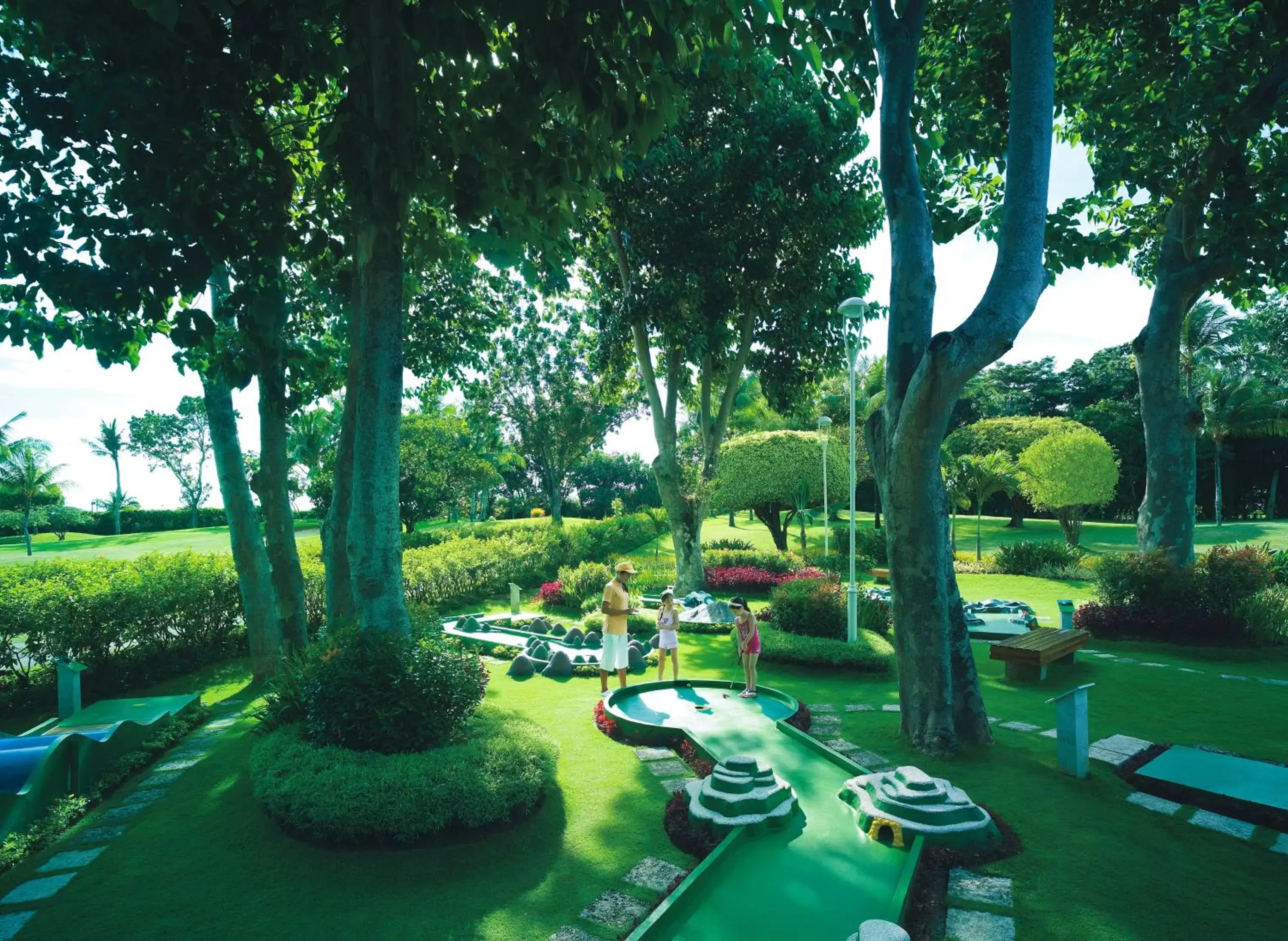 Area and facilities, Pool View in Shangri-La Mactan, Cebu