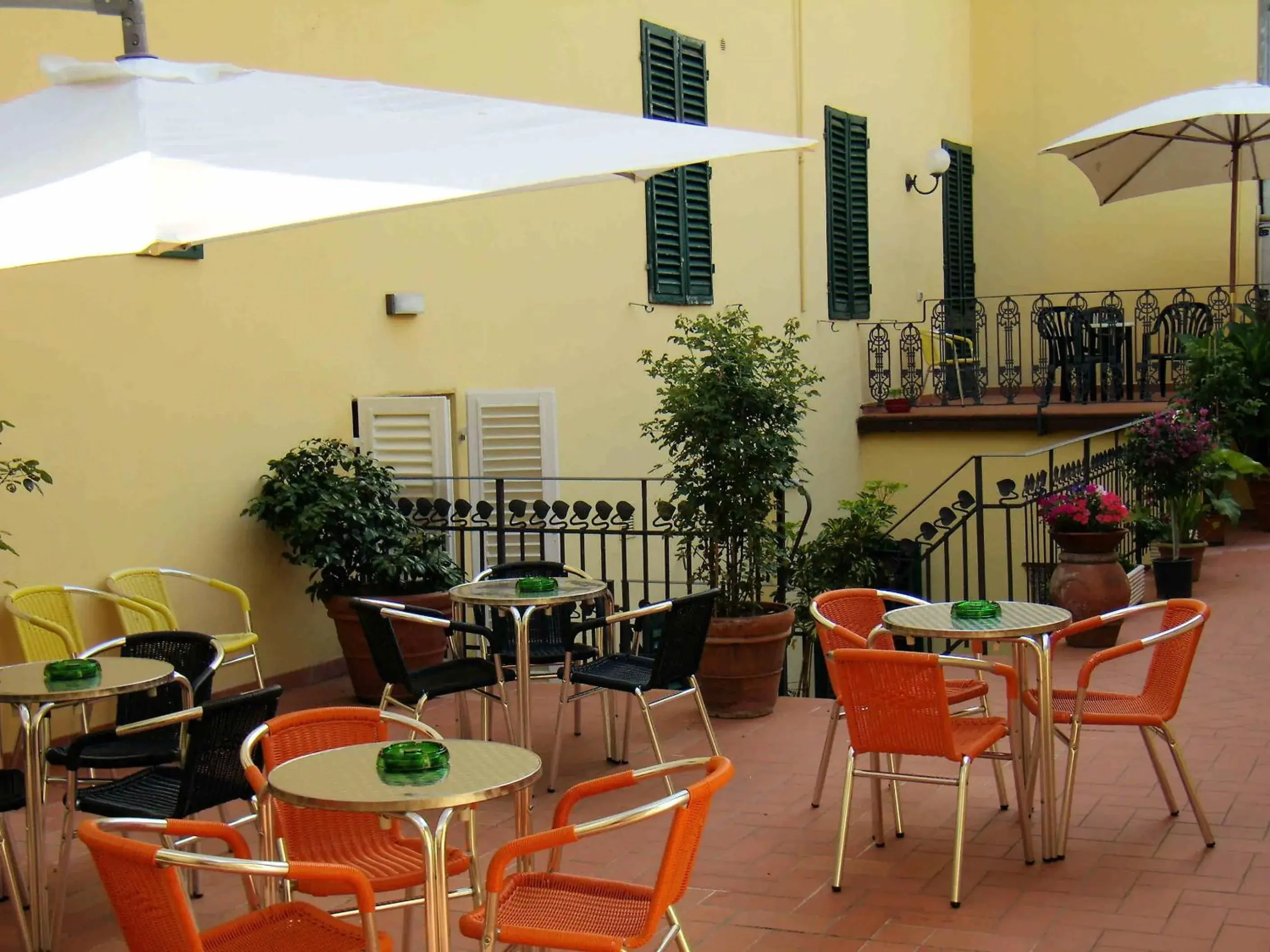 Balcony/Terrace, Restaurant/Places to Eat in Hotel Savoia & Campana