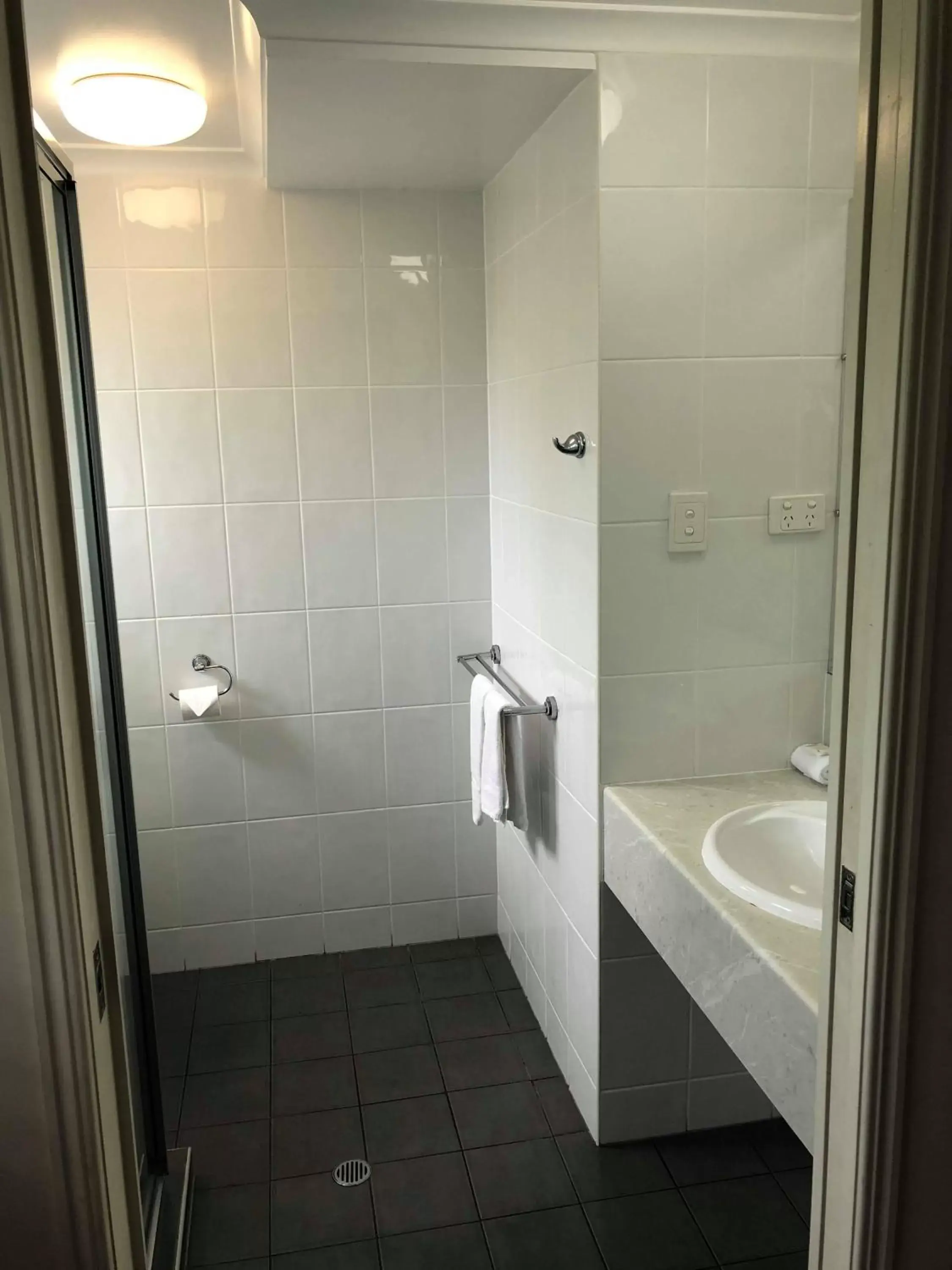 Bathroom in Hervey Bay Motel