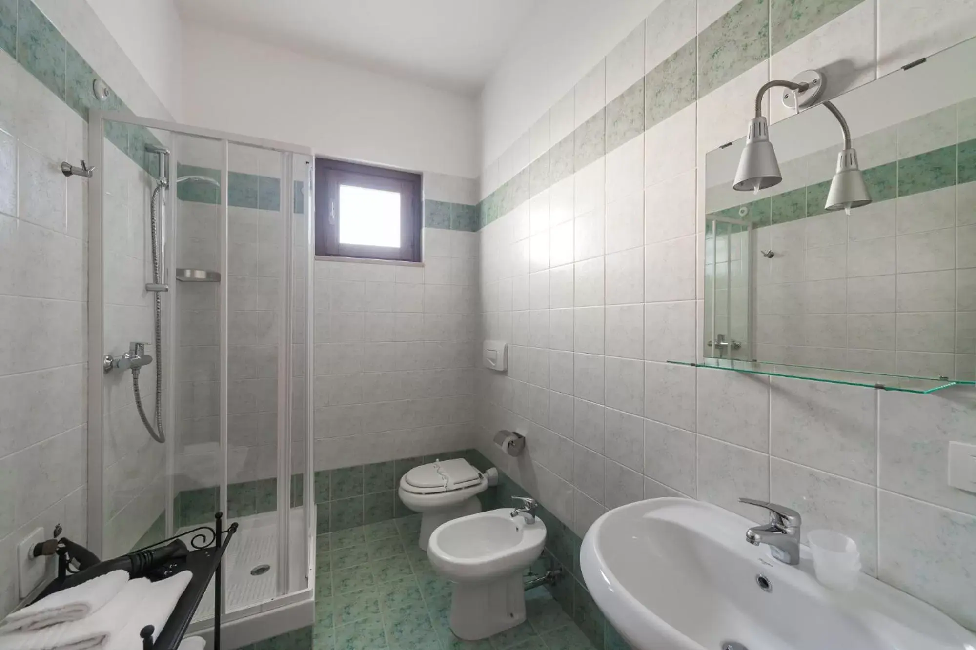 Spring, Bathroom in Palazzo De Luca Bed & Breakfast