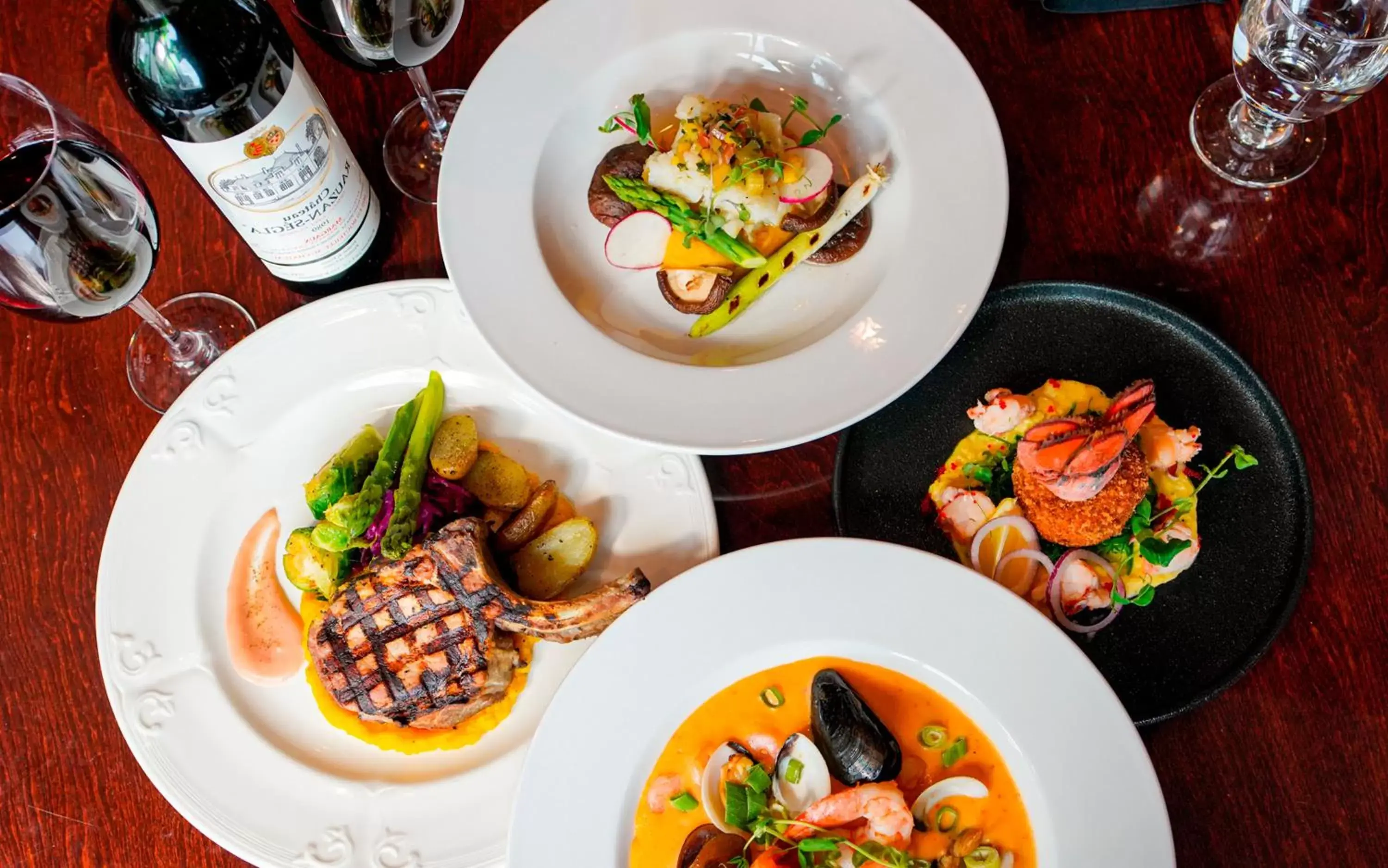 Restaurant/places to eat in Hôtel Palace Royal Centre-Ville Québec par JARO Restaurant/places to eat in Hôtel Palace Royal Centre-Ville Québec par JARO