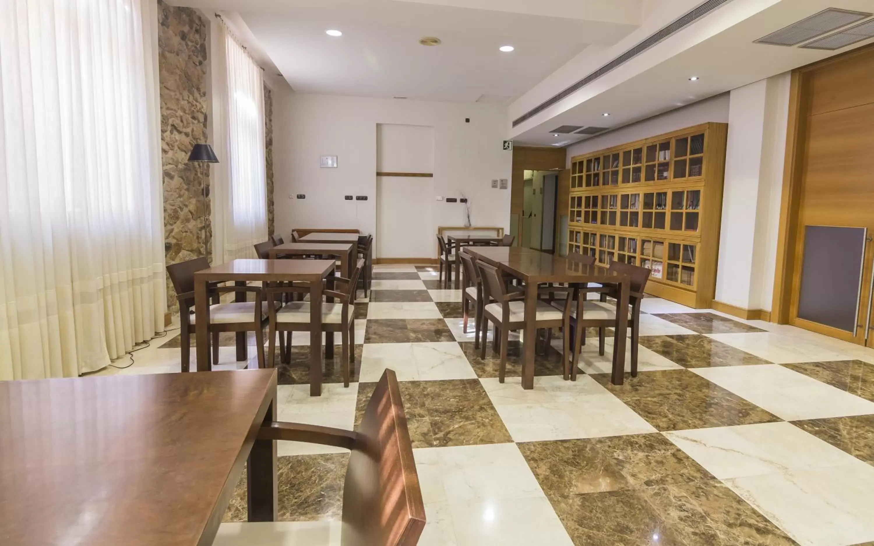 Communal lounge/ TV room, Restaurant/Places to Eat in Balneario de Archena - Hotel Levante