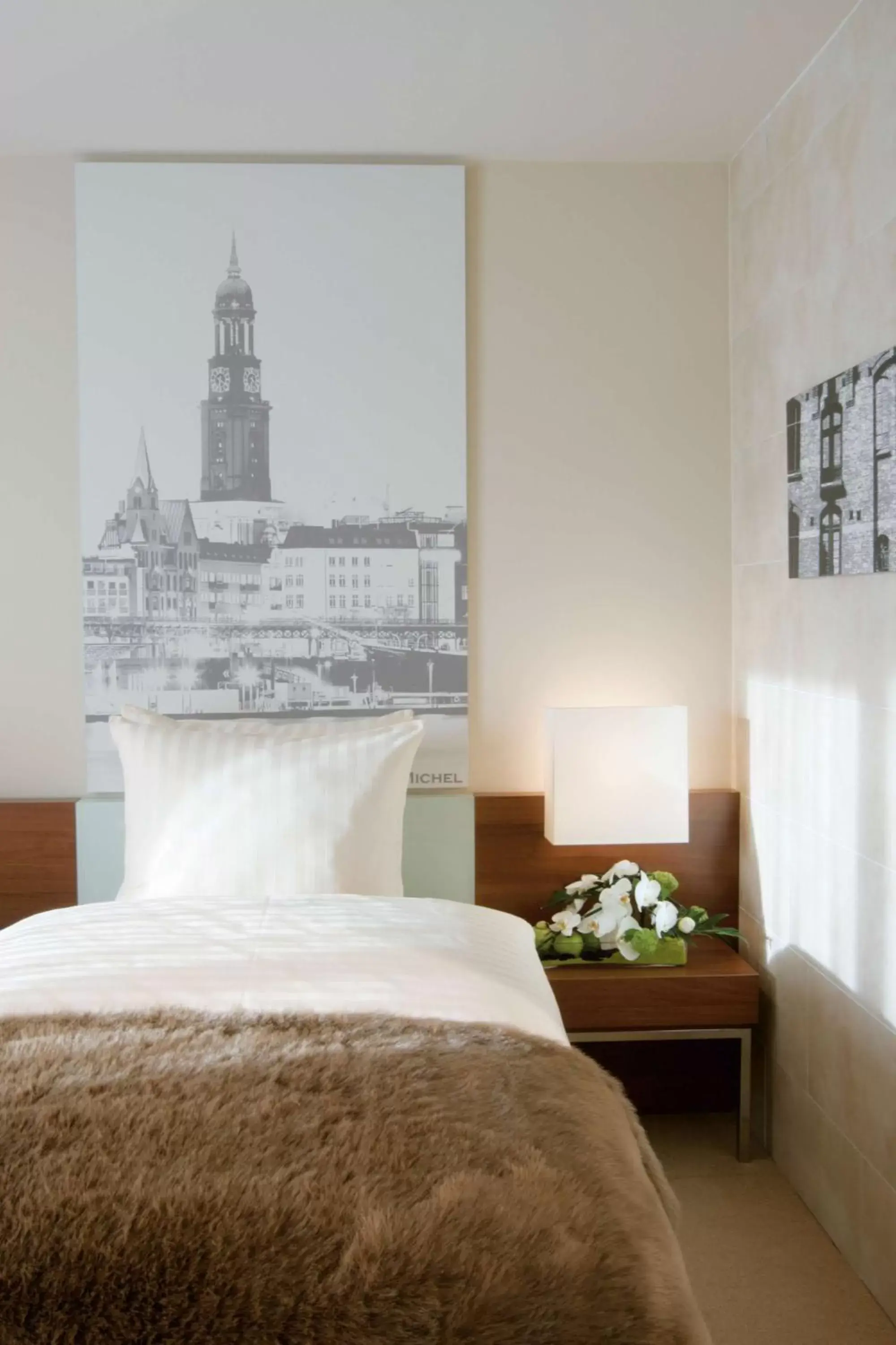 Bedroom, Bed in Lindner Hotel Hamburg am Michel, part of JdV by Hyatt