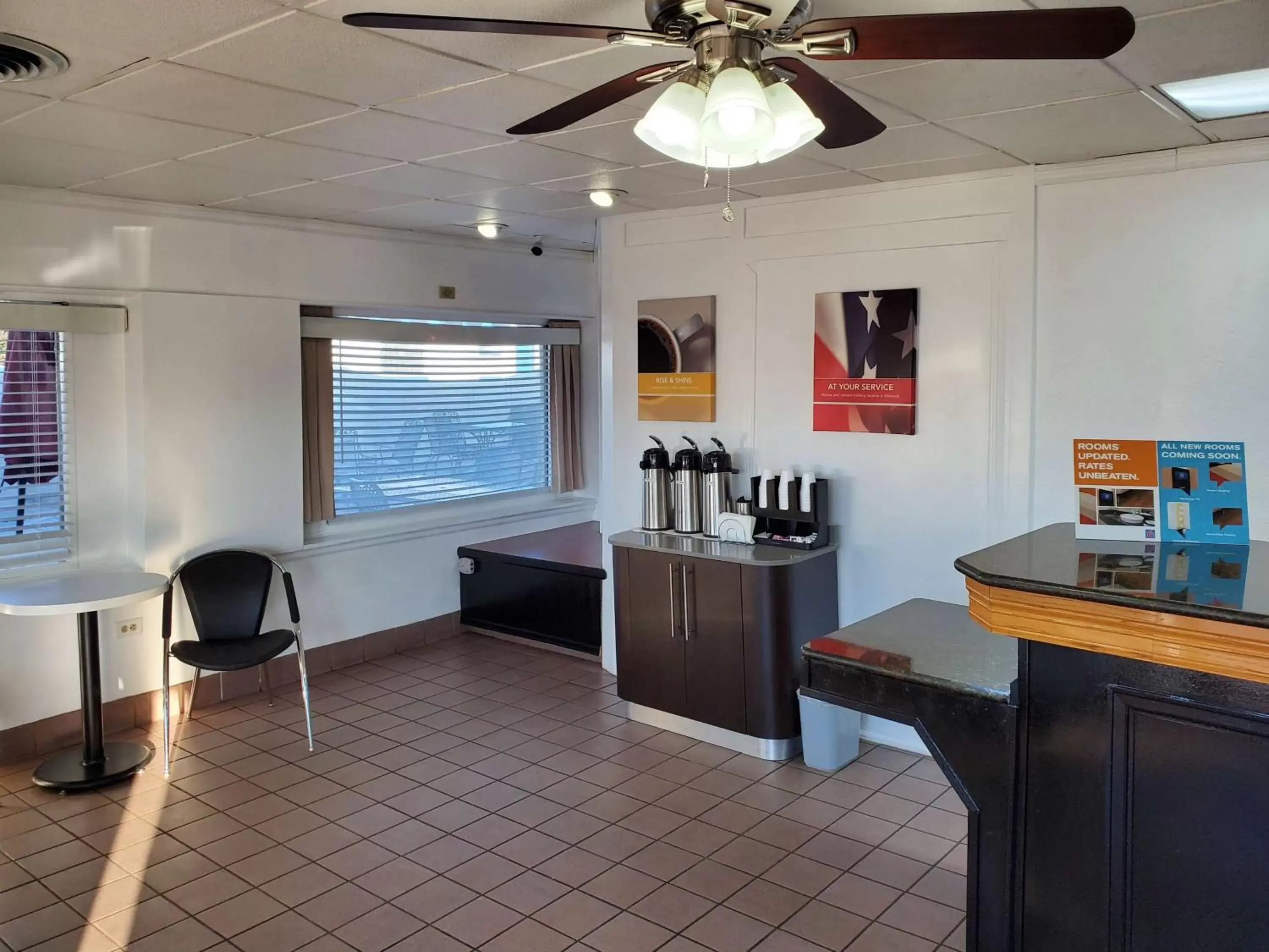 Lobby or reception in Motel 6-Canon City, CO 719-458-1216 Lobby or reception in Motel 6-Canon City, CO 719-458-1216