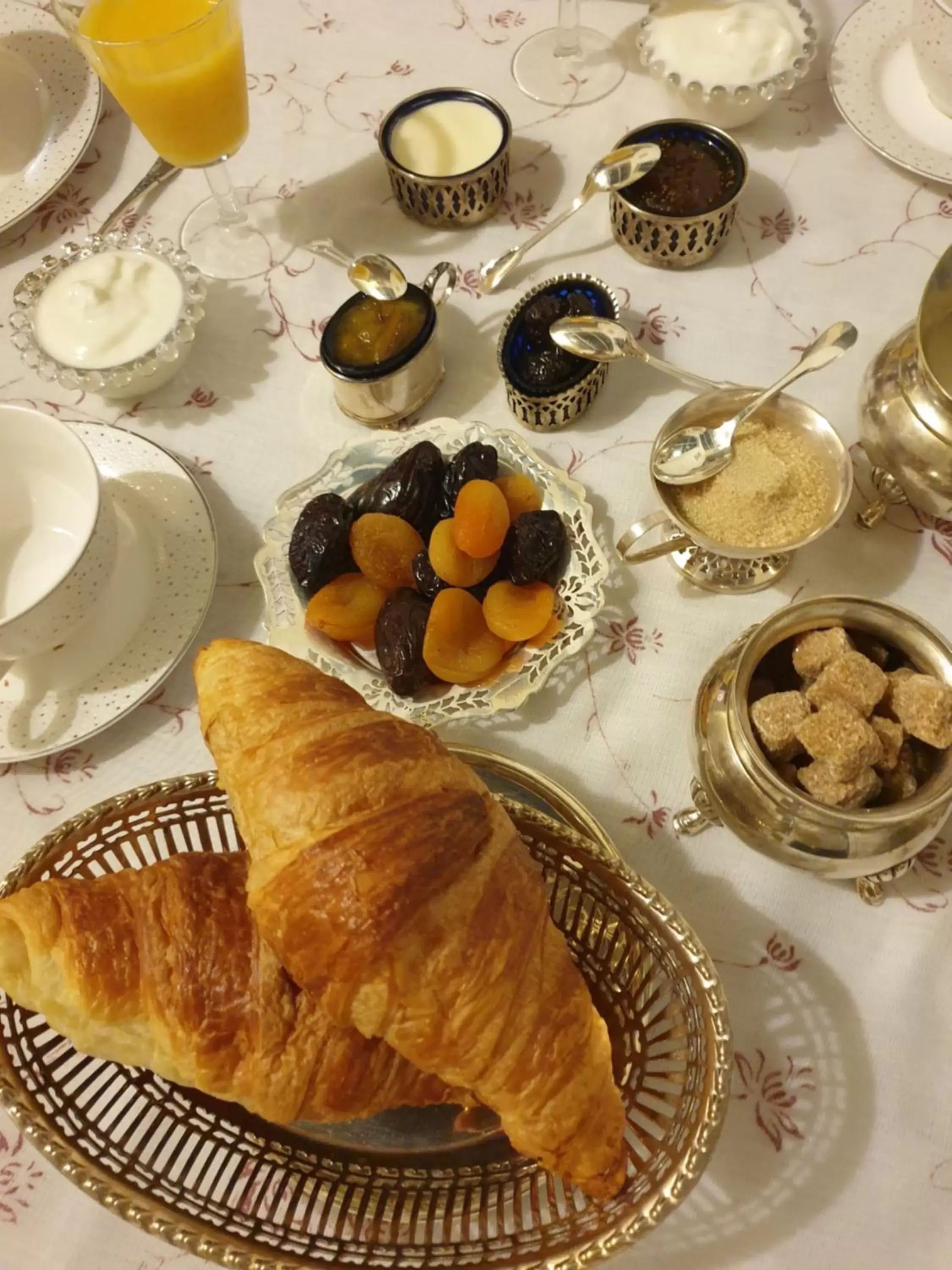 Breakfast in La Maison des Thermes, Chambre d'hôte