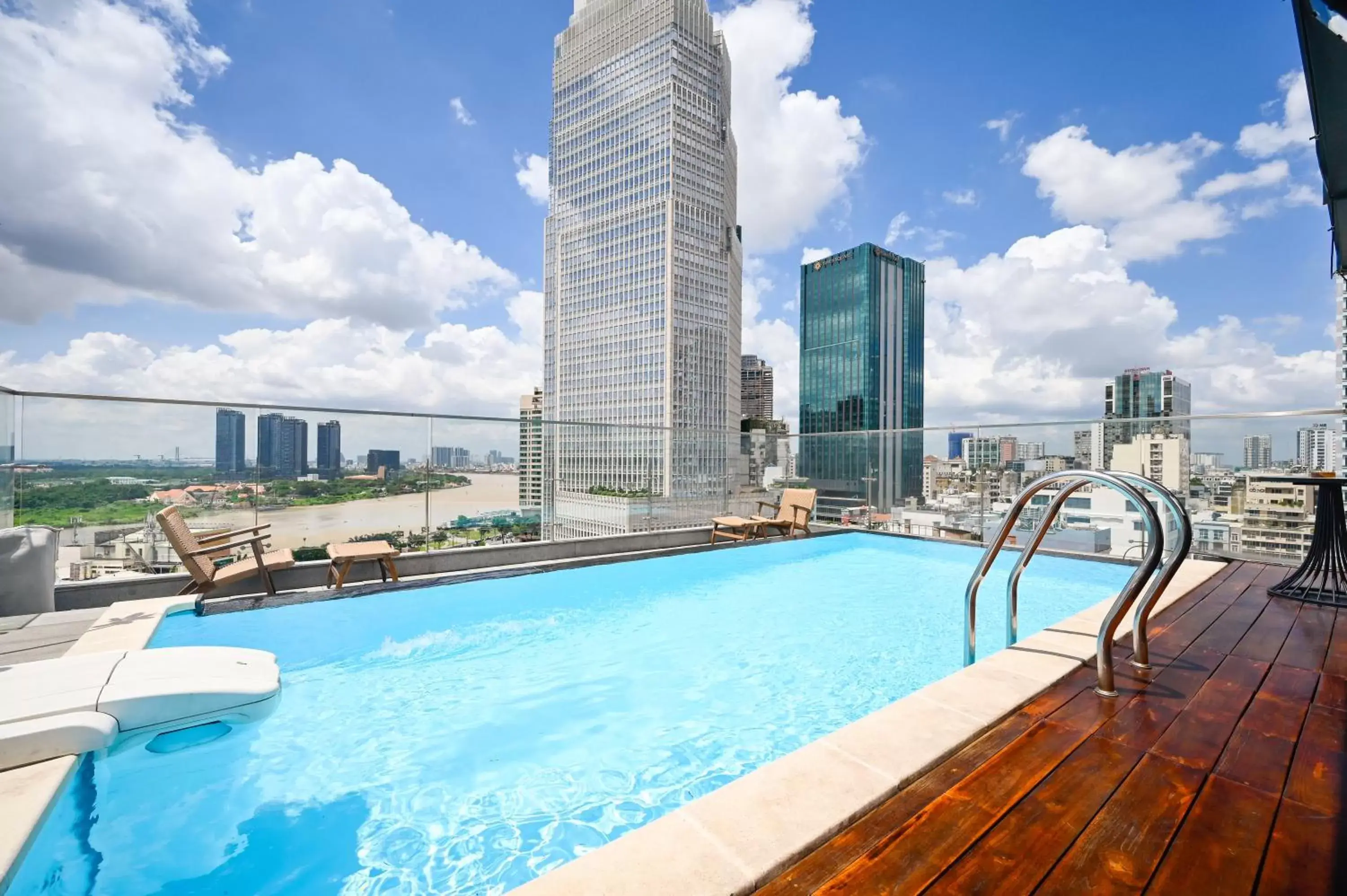 Swimming Pool in SKY GEM CENTRAL HOTEL