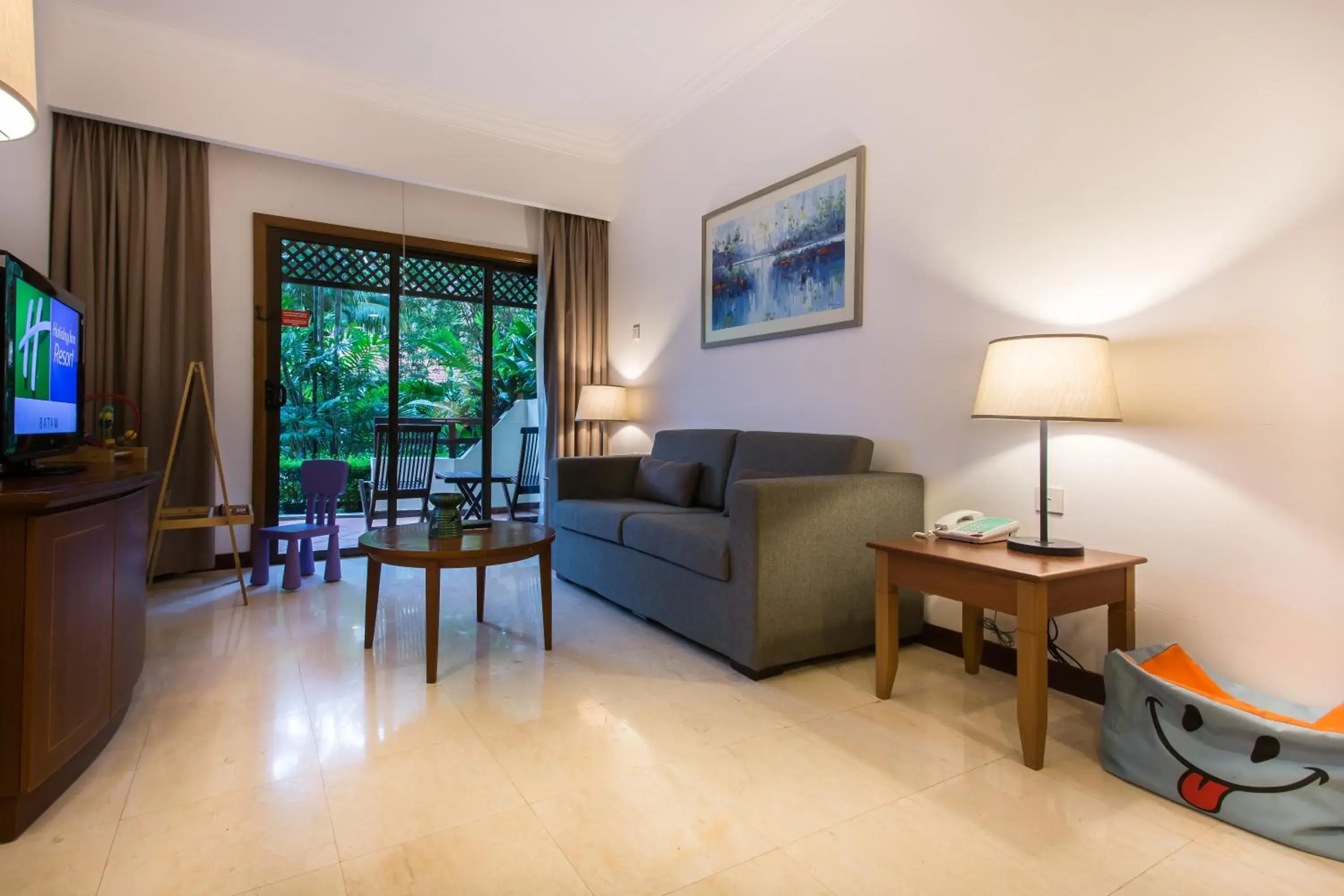 Living room, Seating Area in Holiday Inn Resort Batam, an IHG Hotel