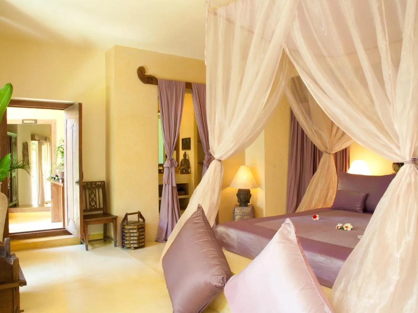 Bedroom in Villa Mathis