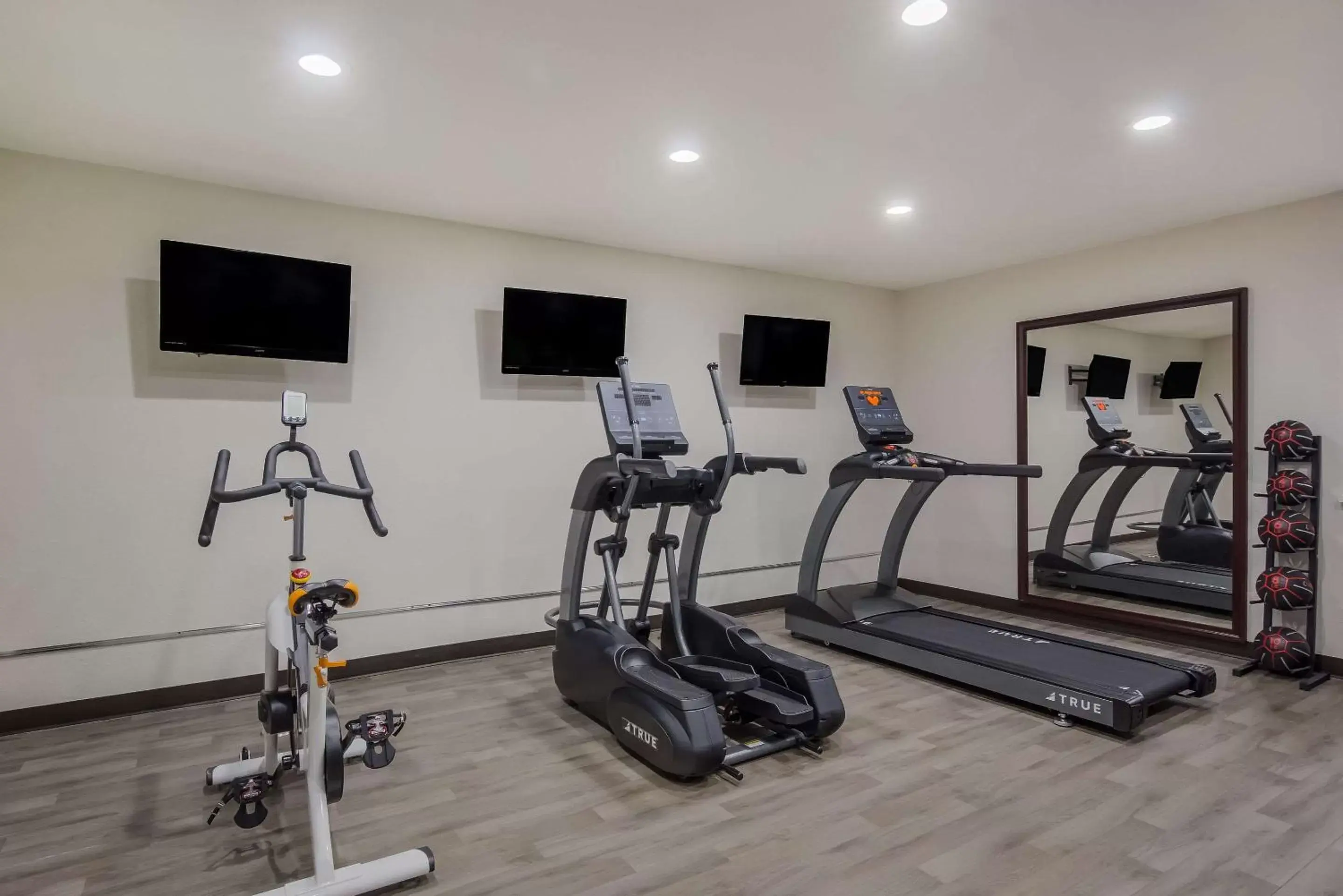 Fitness centre/facilities, Fitness Center/Facilities in Clarion Pointe Harrodsburg-Danville