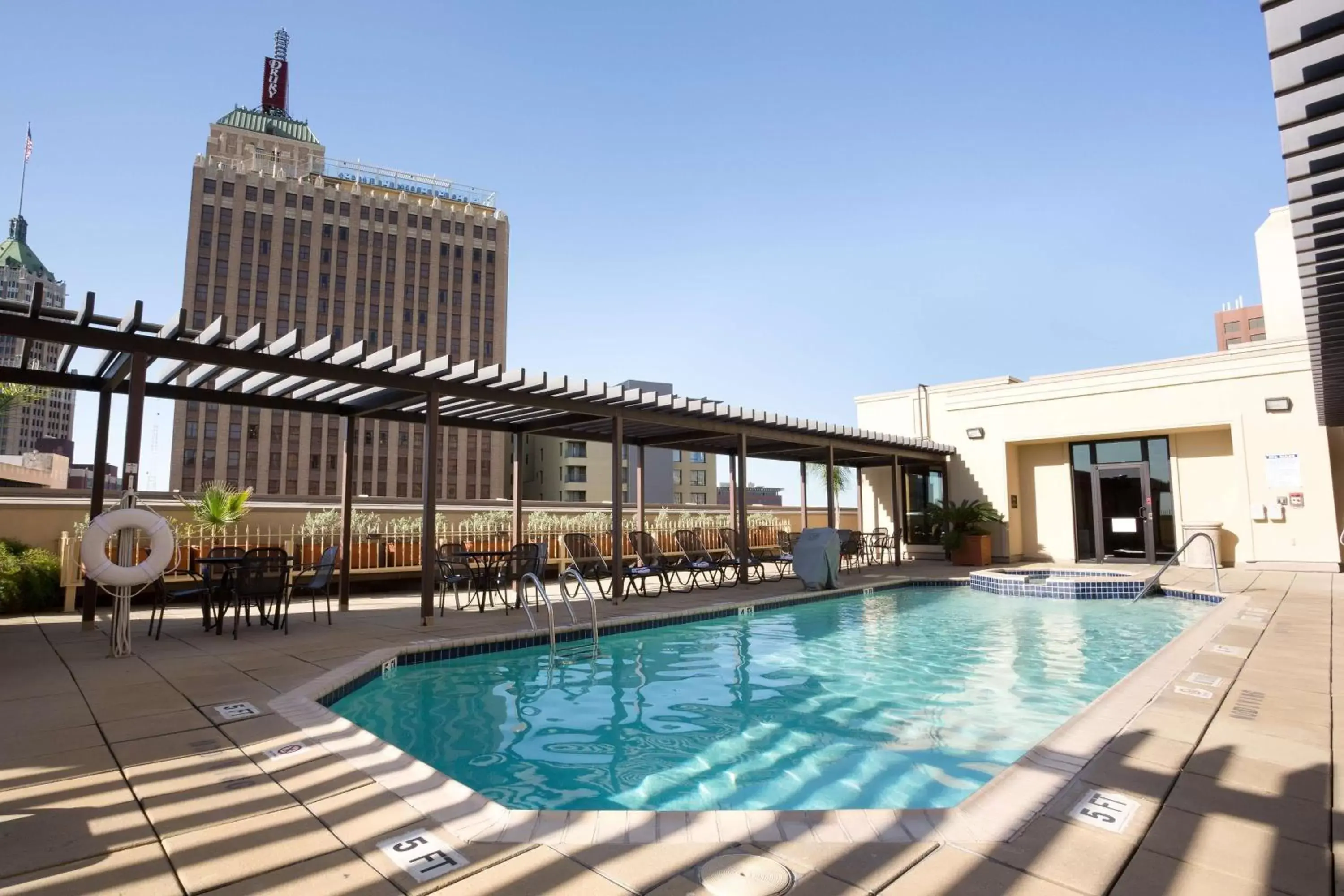 Activities, Swimming Pool in Drury Inn & Suites San Antonio Riverwalk