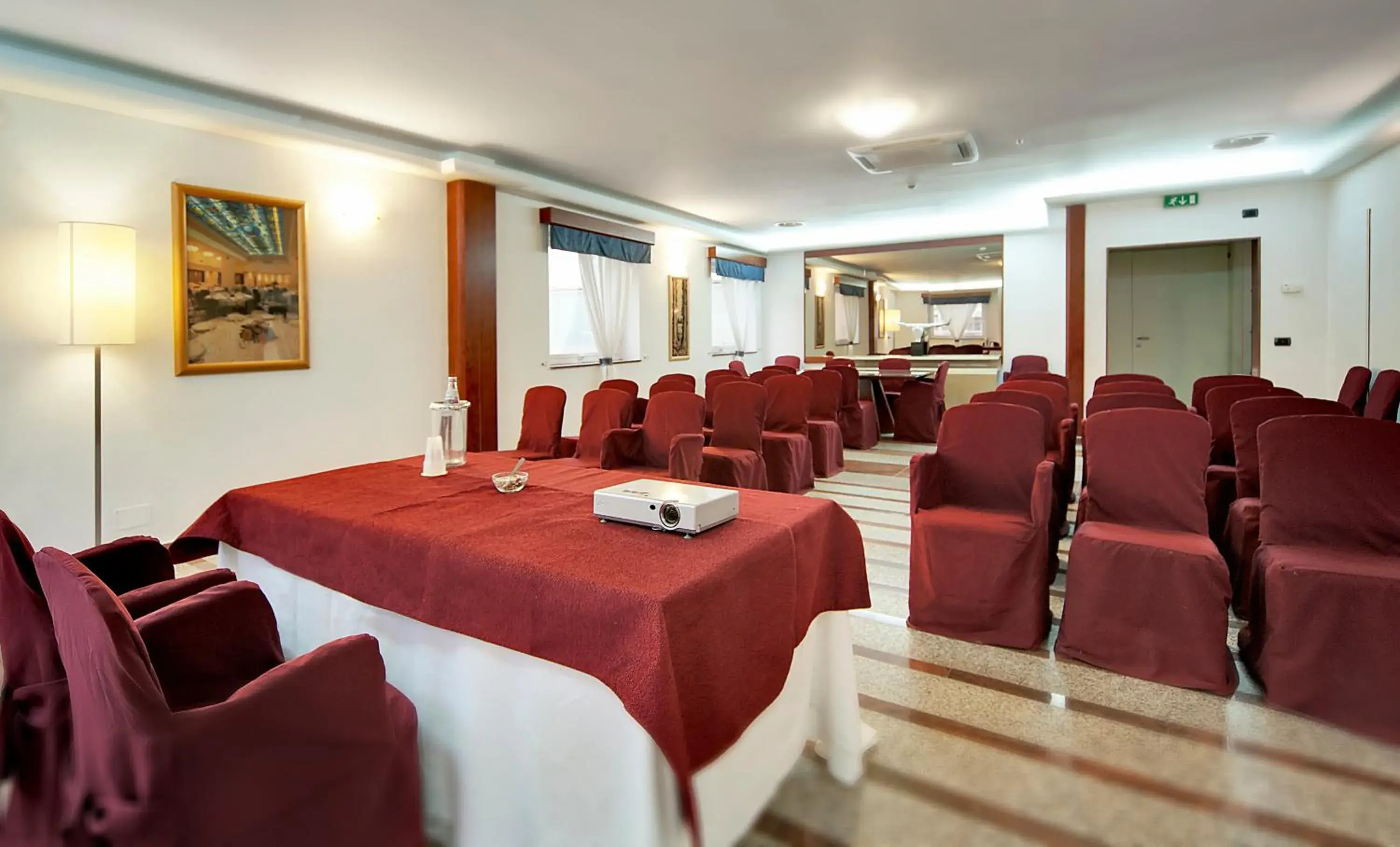 Business facilities in Mediterraneo Palace Hotel