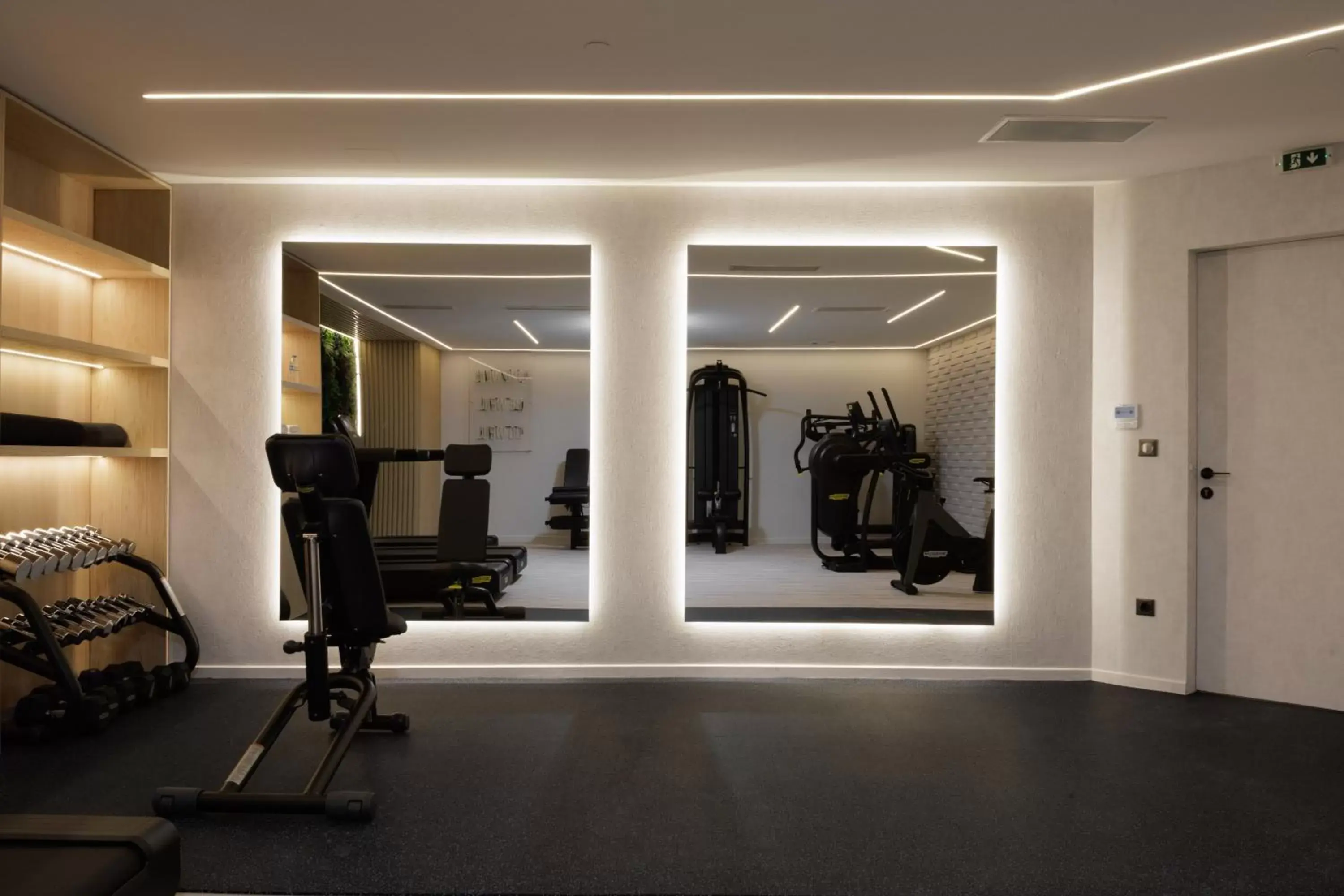 Activities, Fitness Center/Facilities in LUX&EASY Signature Syngrou 234