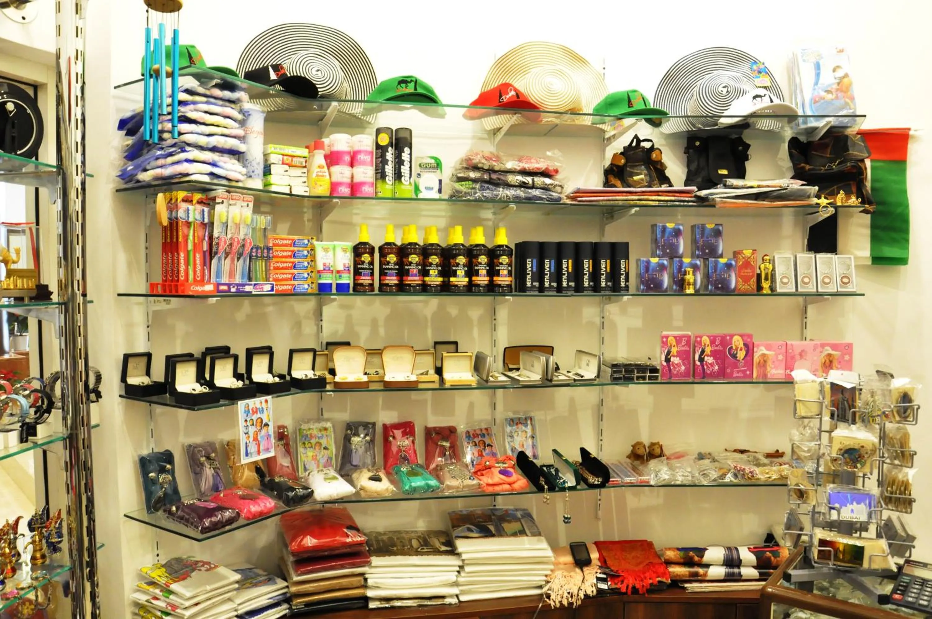 On-site shops in Lavender Hotel Deira