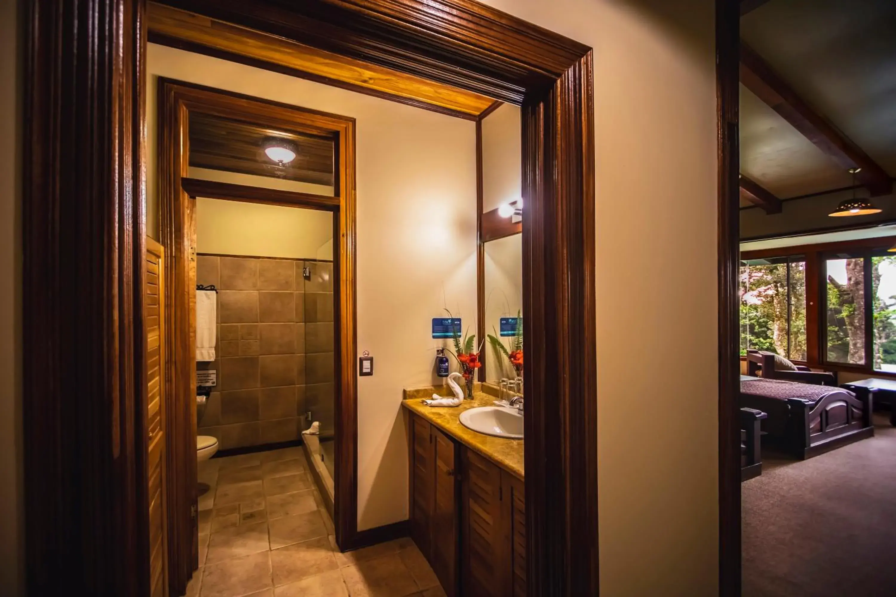 Bathroom in Trapp Family Lodge Monteverde
