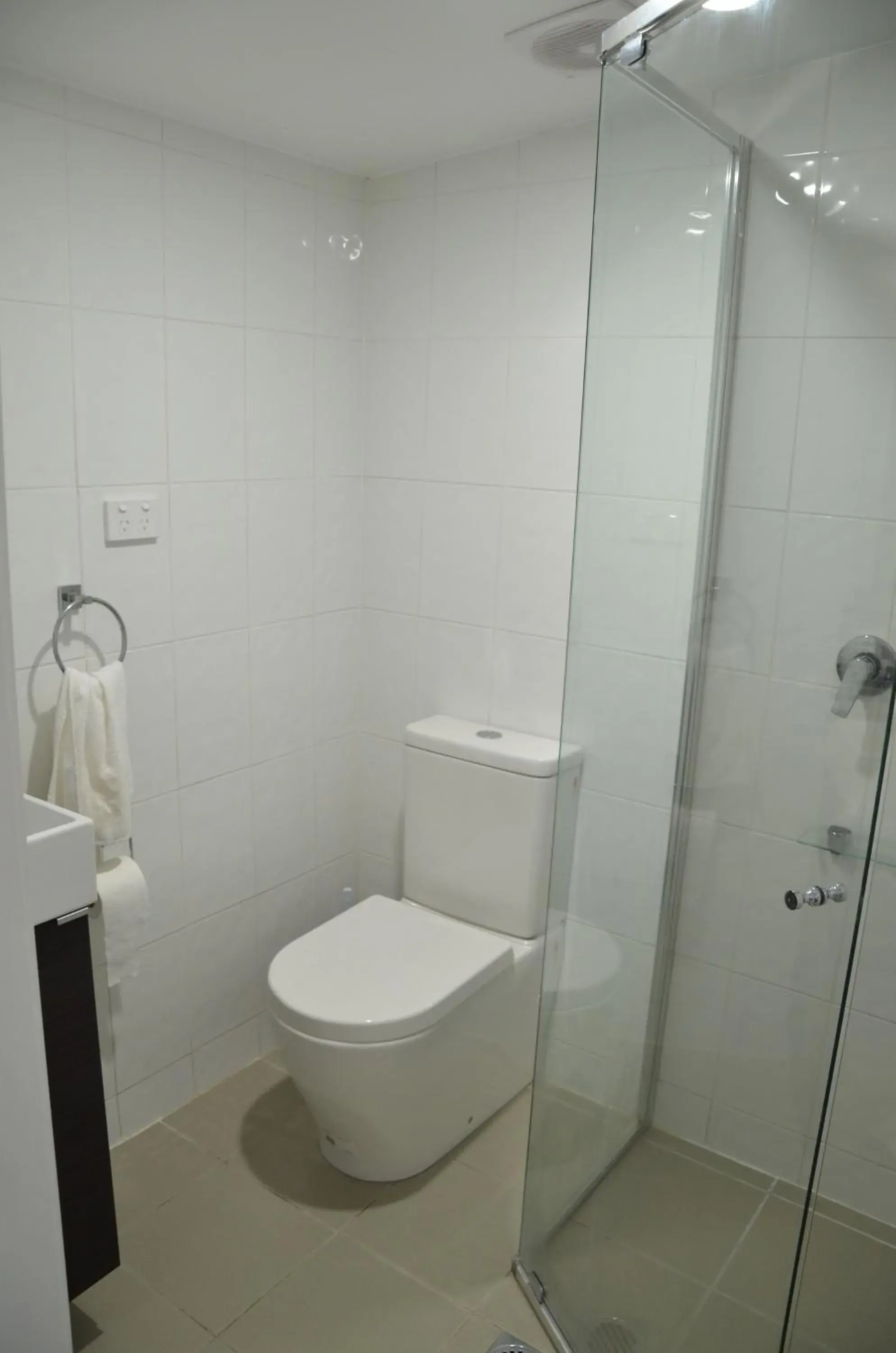 Bathroom in Sandy Bottoms Guesthouse