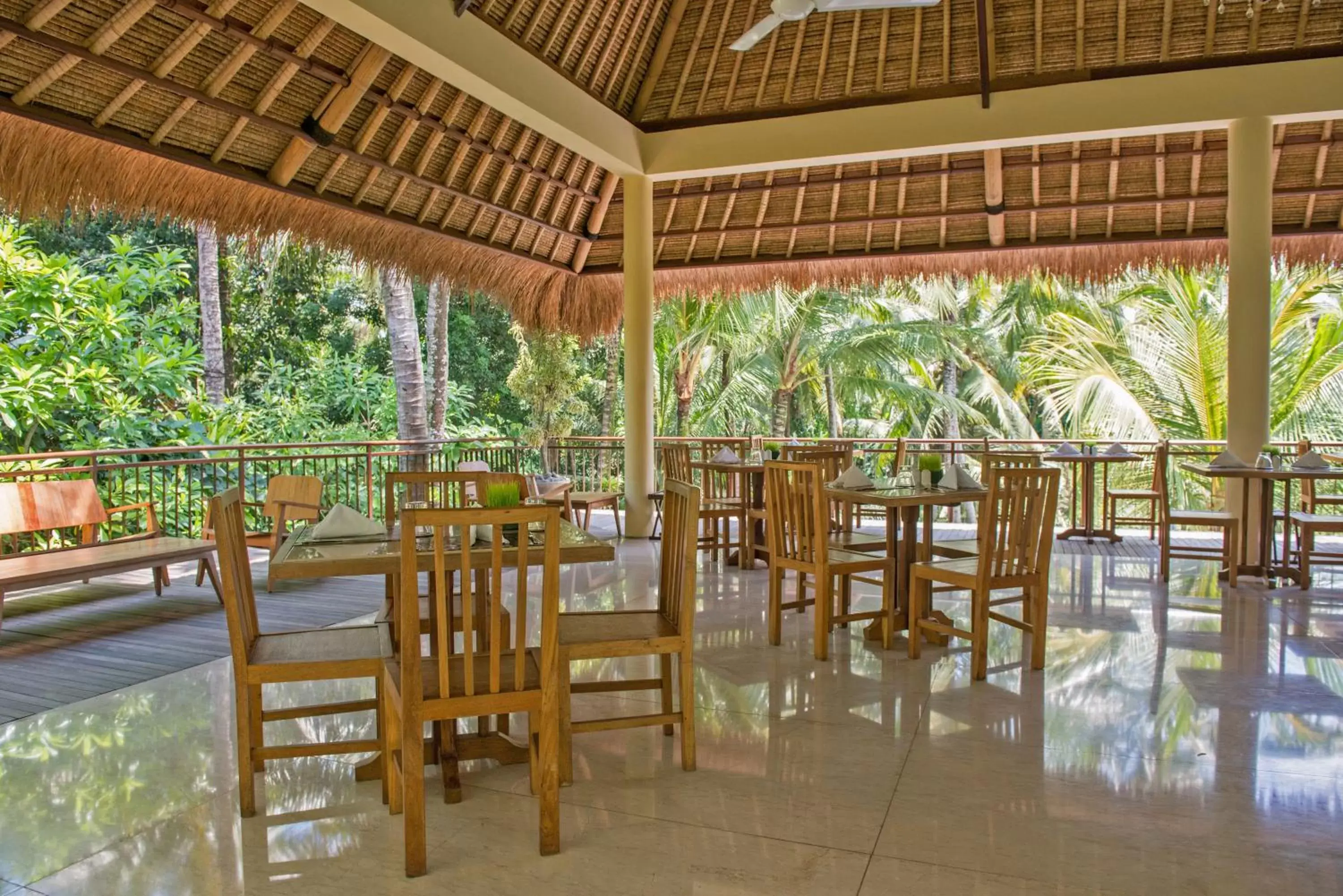 Restaurant/Places to Eat in Komaneka at Rasa Sayang Ubud