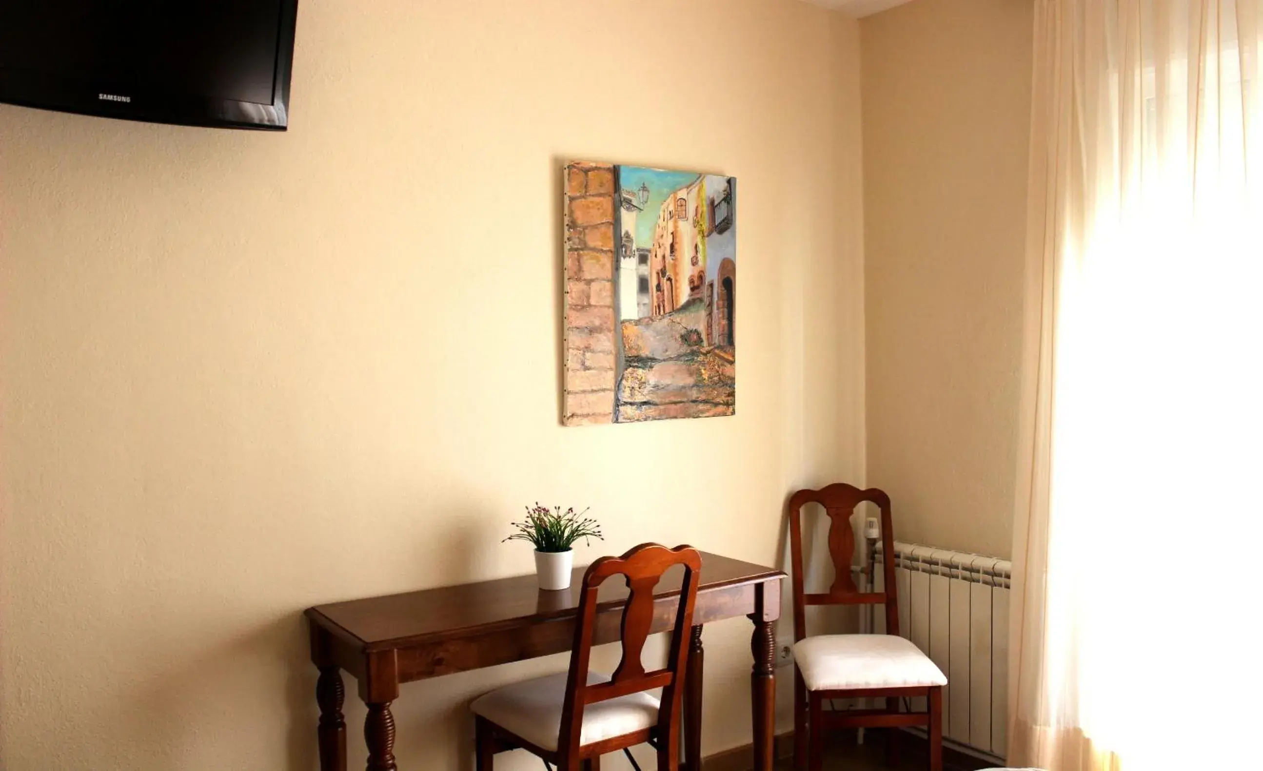 Decorative detail, Dining Area in Hotel Oreneta