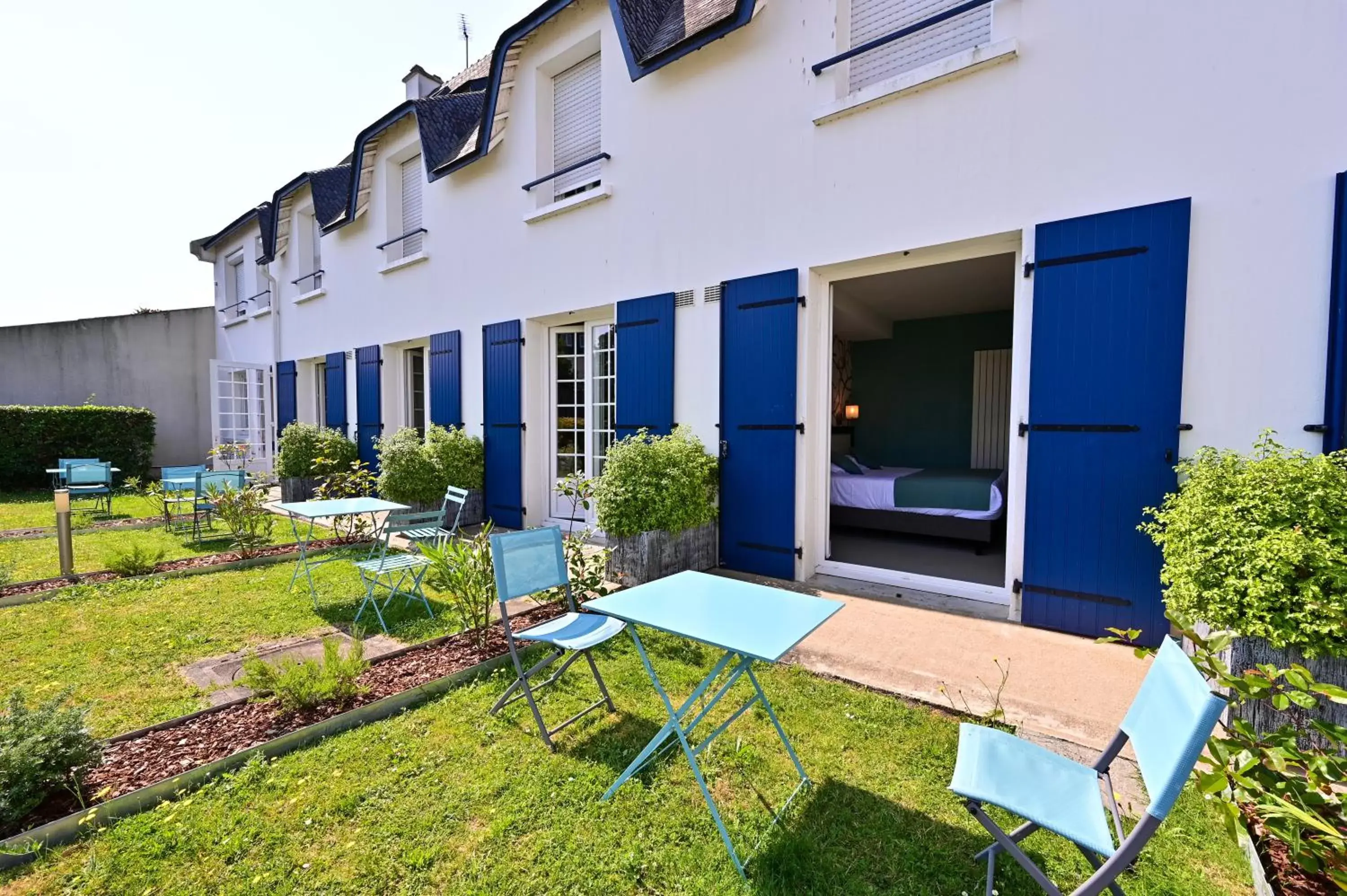 Garden, Property Building in Quality Hotel La Marebaudière Vannes Centre