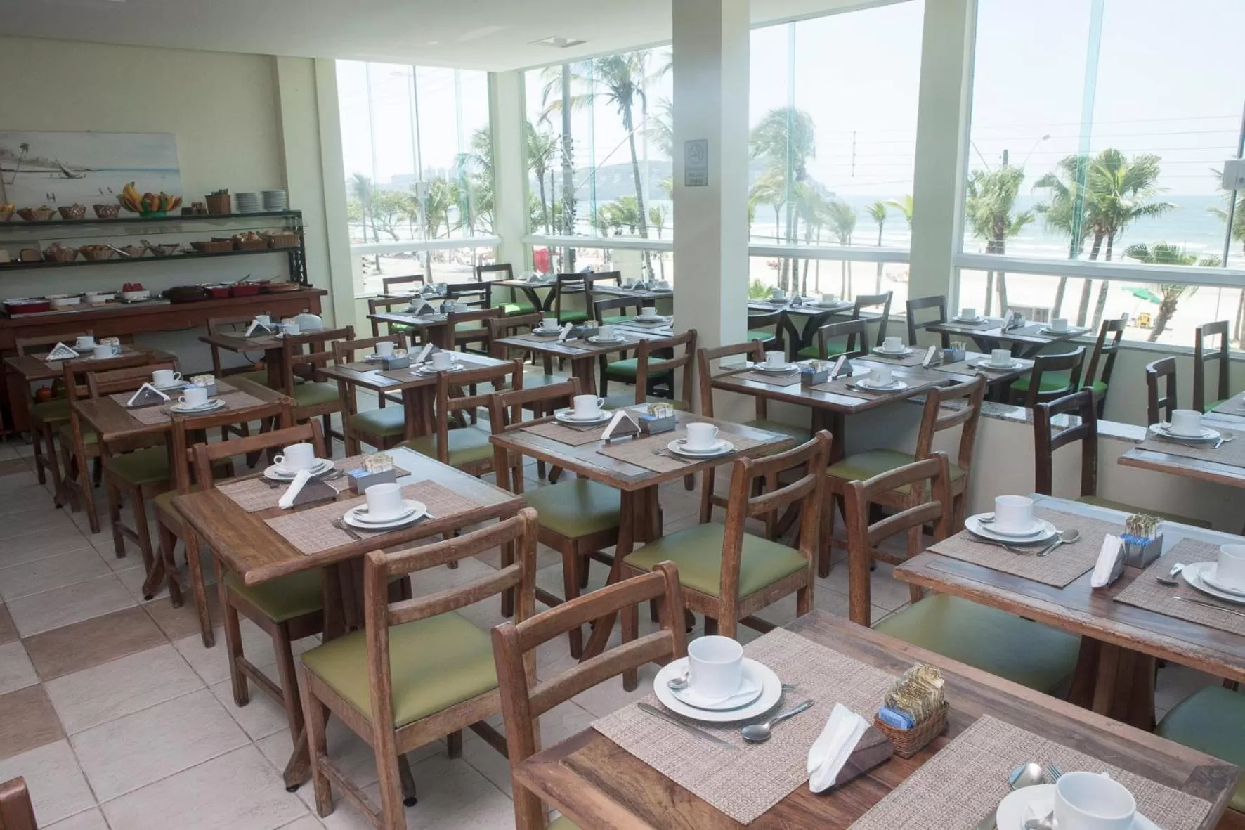 Restaurant/places to eat in Hotel Vicino al Mare - Frente mar