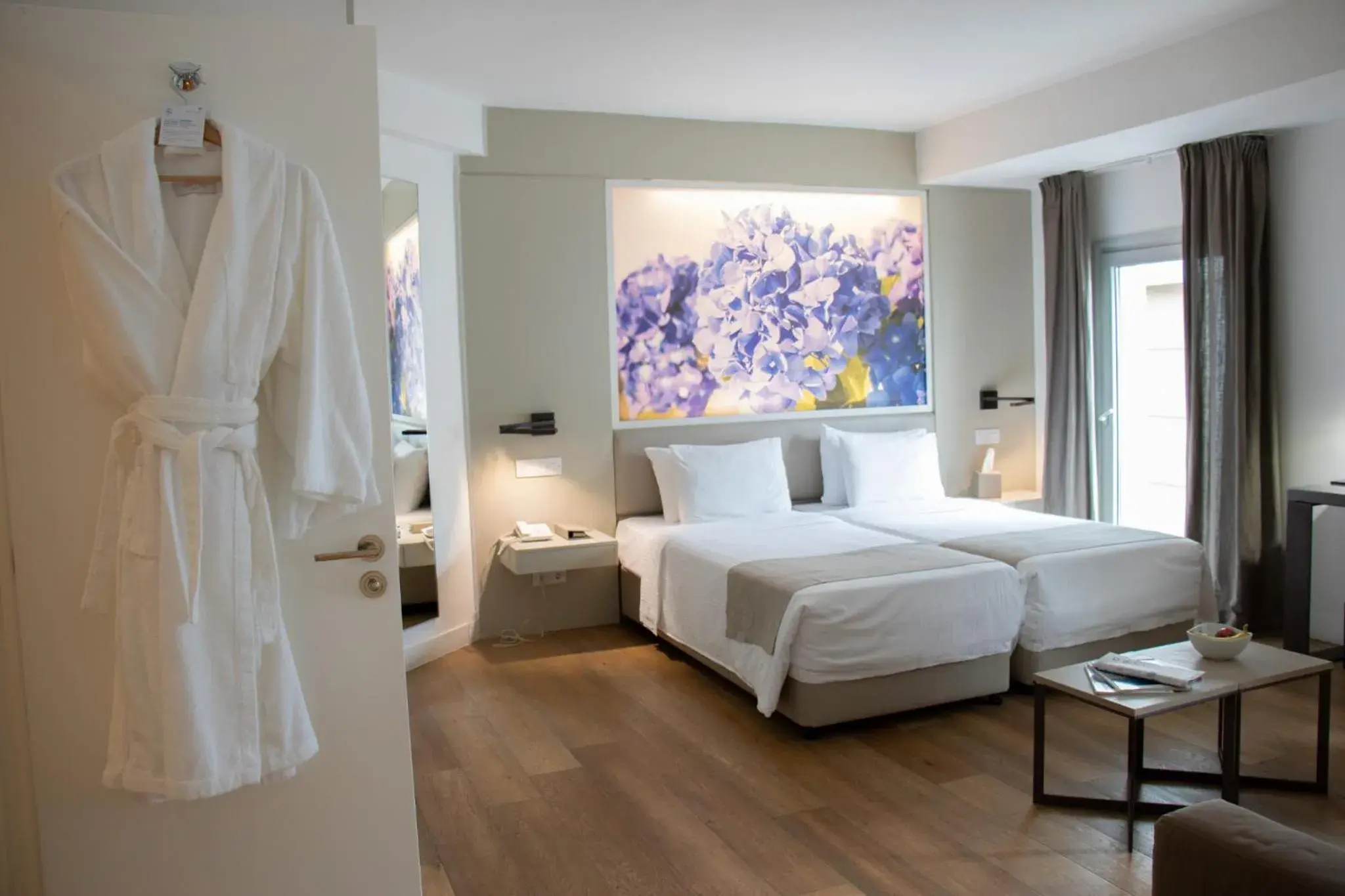 Bedroom, Seating Area in The Classic Hotel