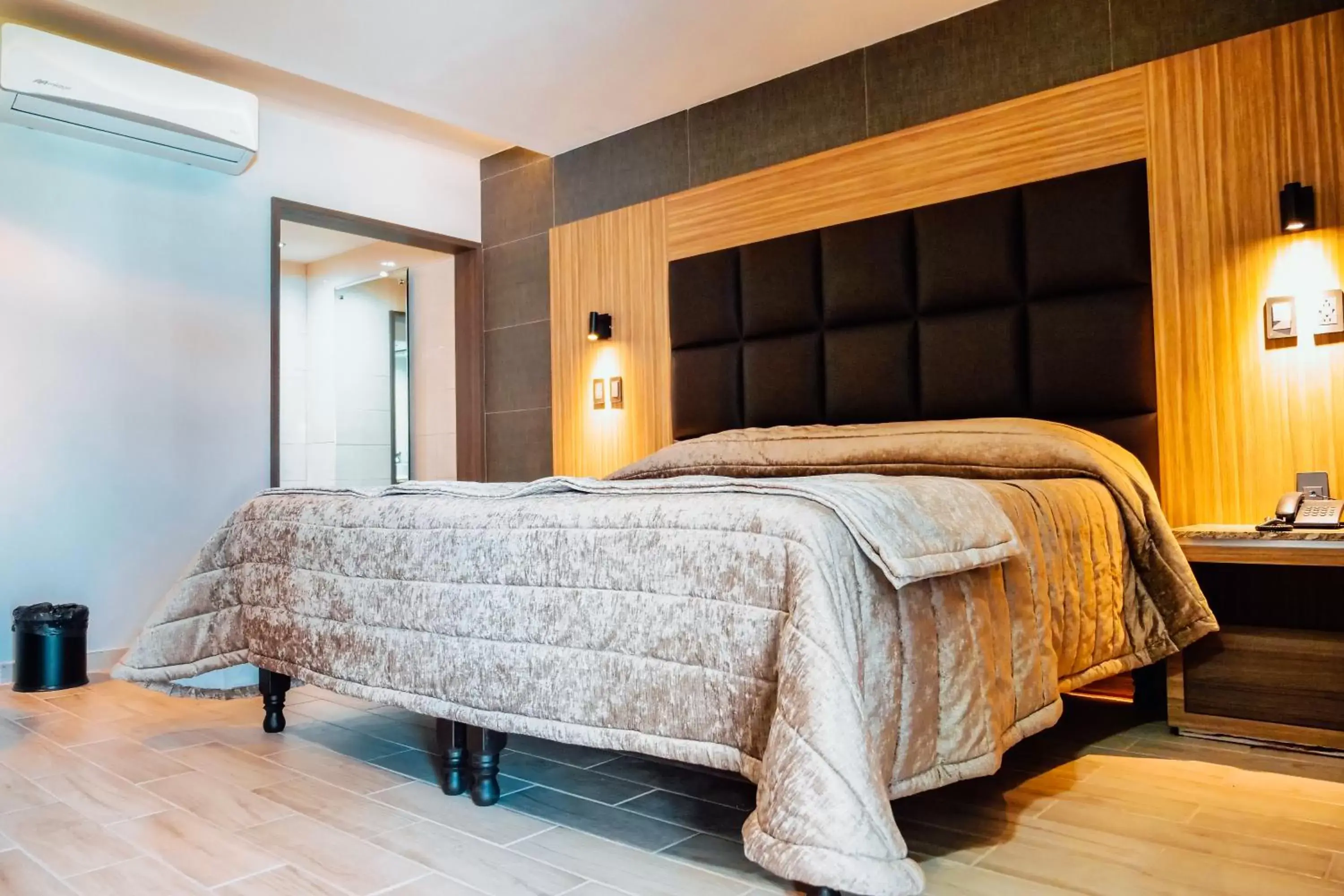 Deluxe Room in KAVIA MEOQUI HOTEL & SUITES Deluxe Room in KAVIA MEOQUI HOTEL & SUITES