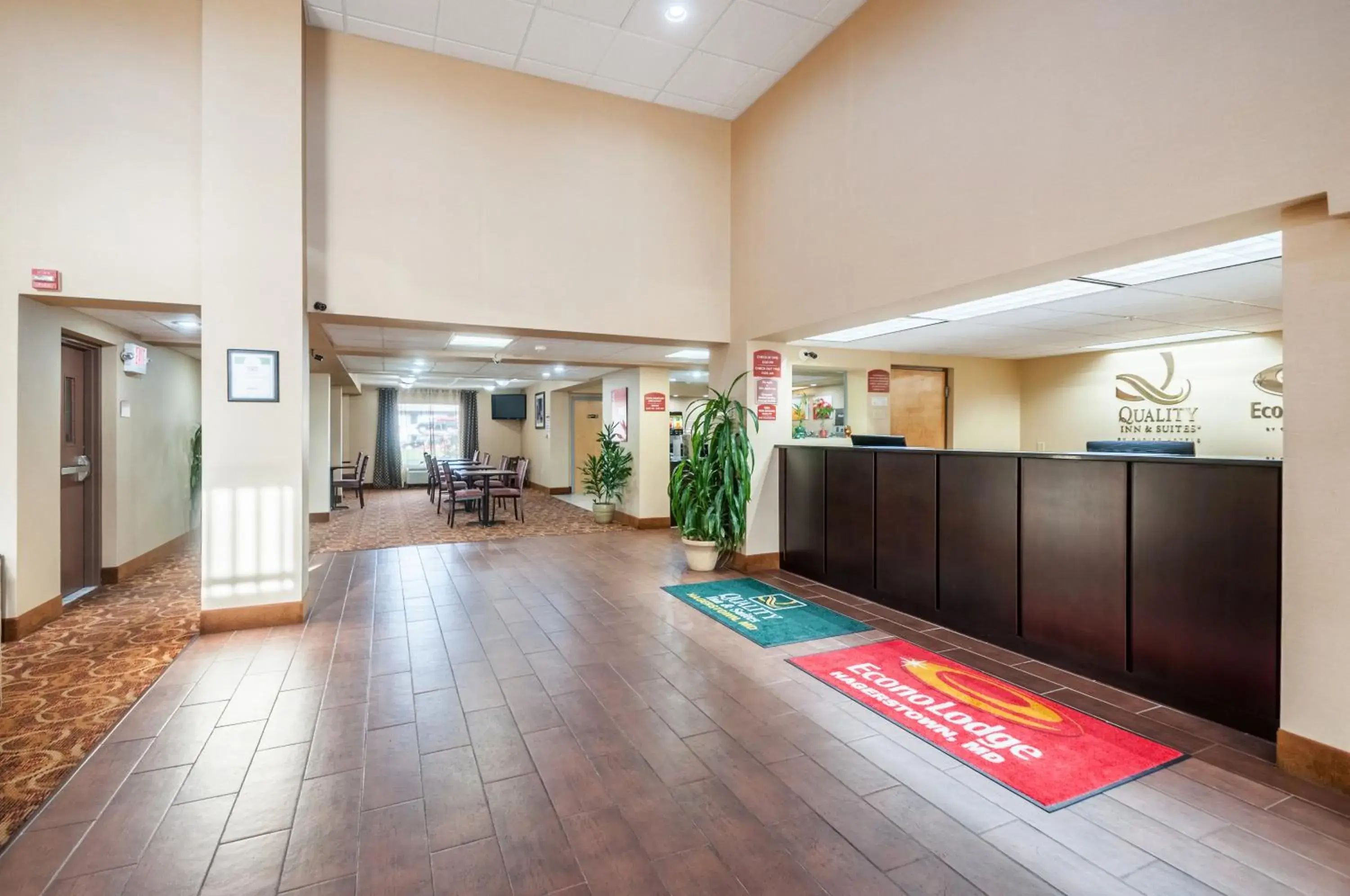 Lobby or reception, Lobby/Reception in Econo Lodge Hagerstown