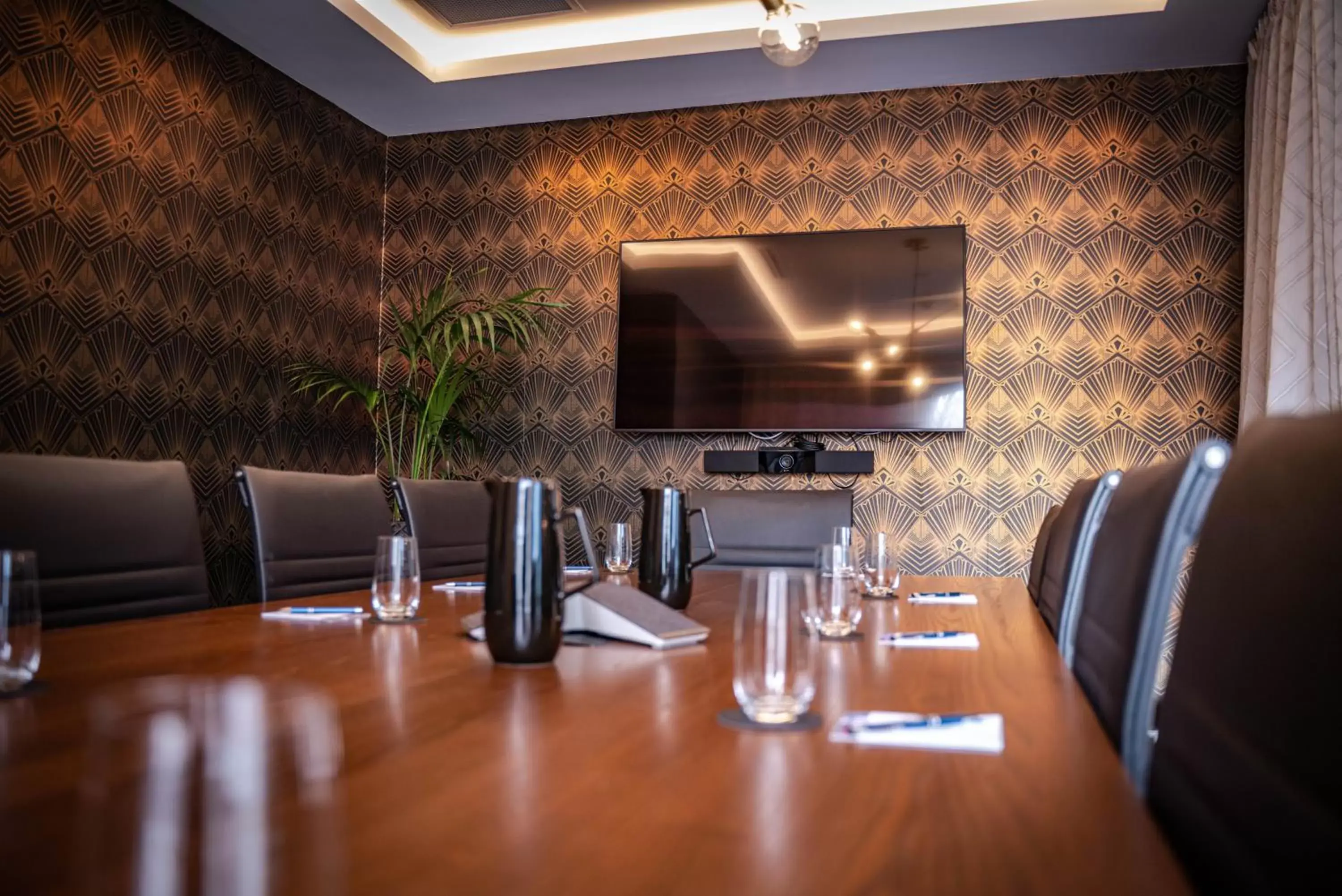 Meeting/conference room, Restaurant/Places to Eat in TRYP by Wyndham Wellington, Tory Street