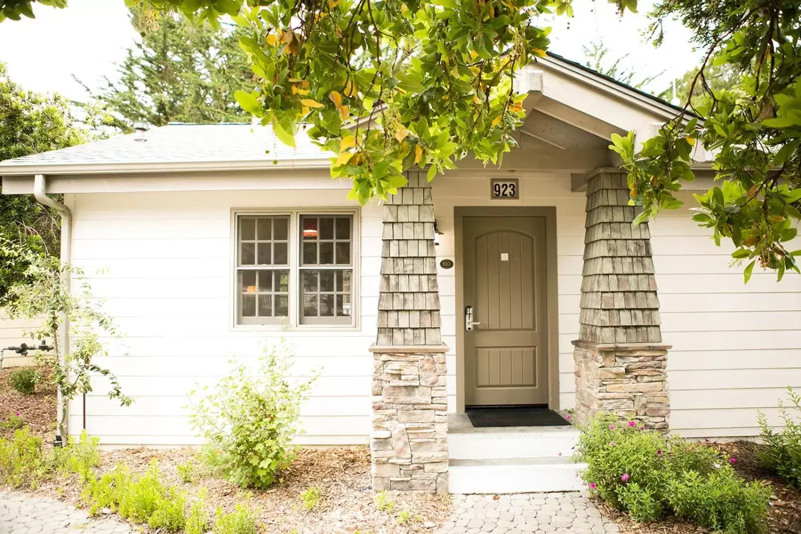 Property building in Cambria Pines Lodge