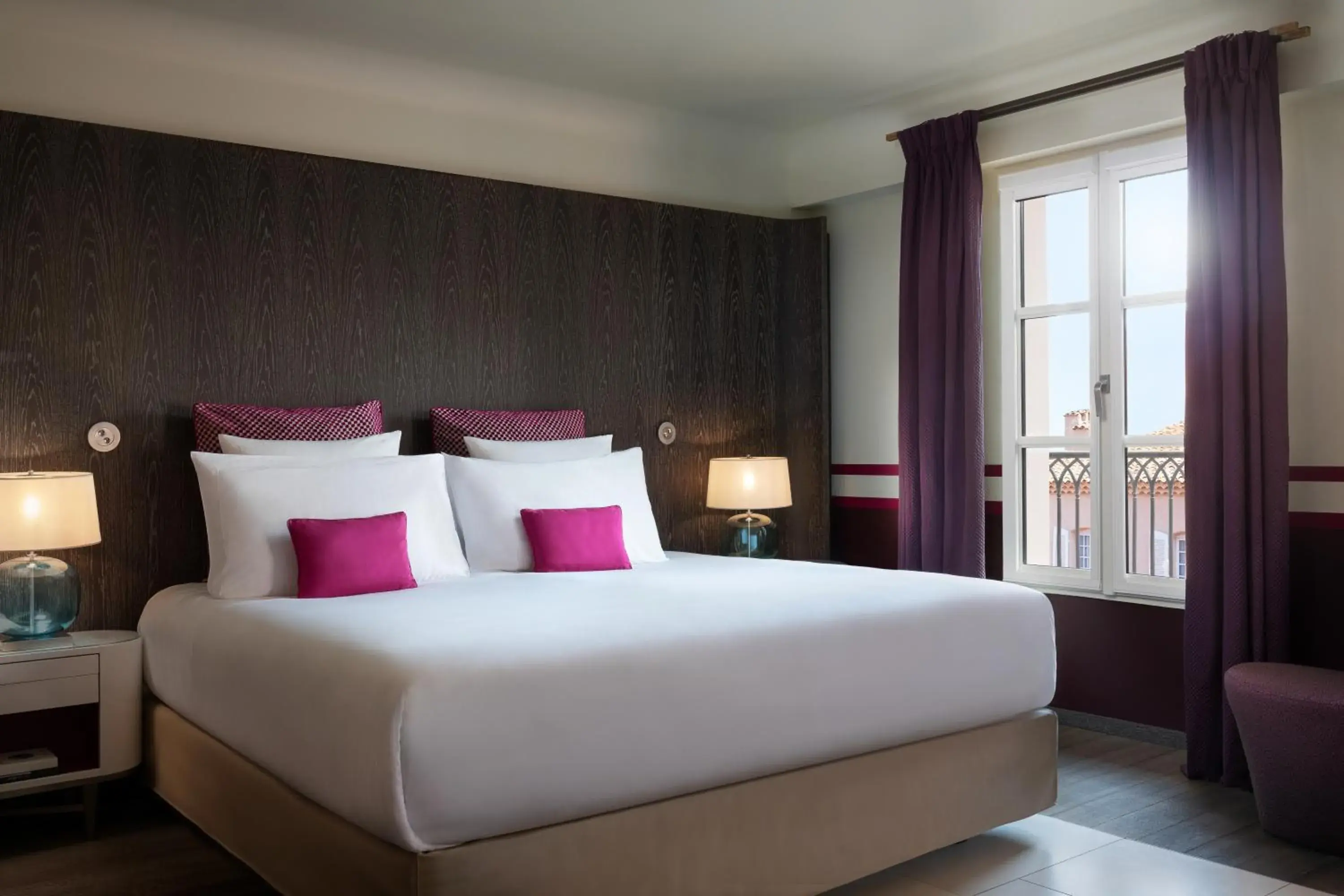 Bed in Hôtel de Paris Saint-Tropez