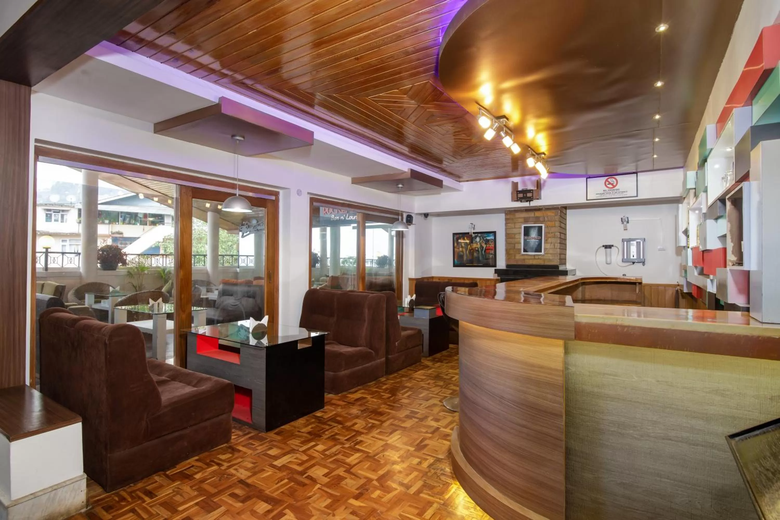 Lounge or bar, Lobby/Reception in Muscatel Yavachi - 400 Mts from MG Marg