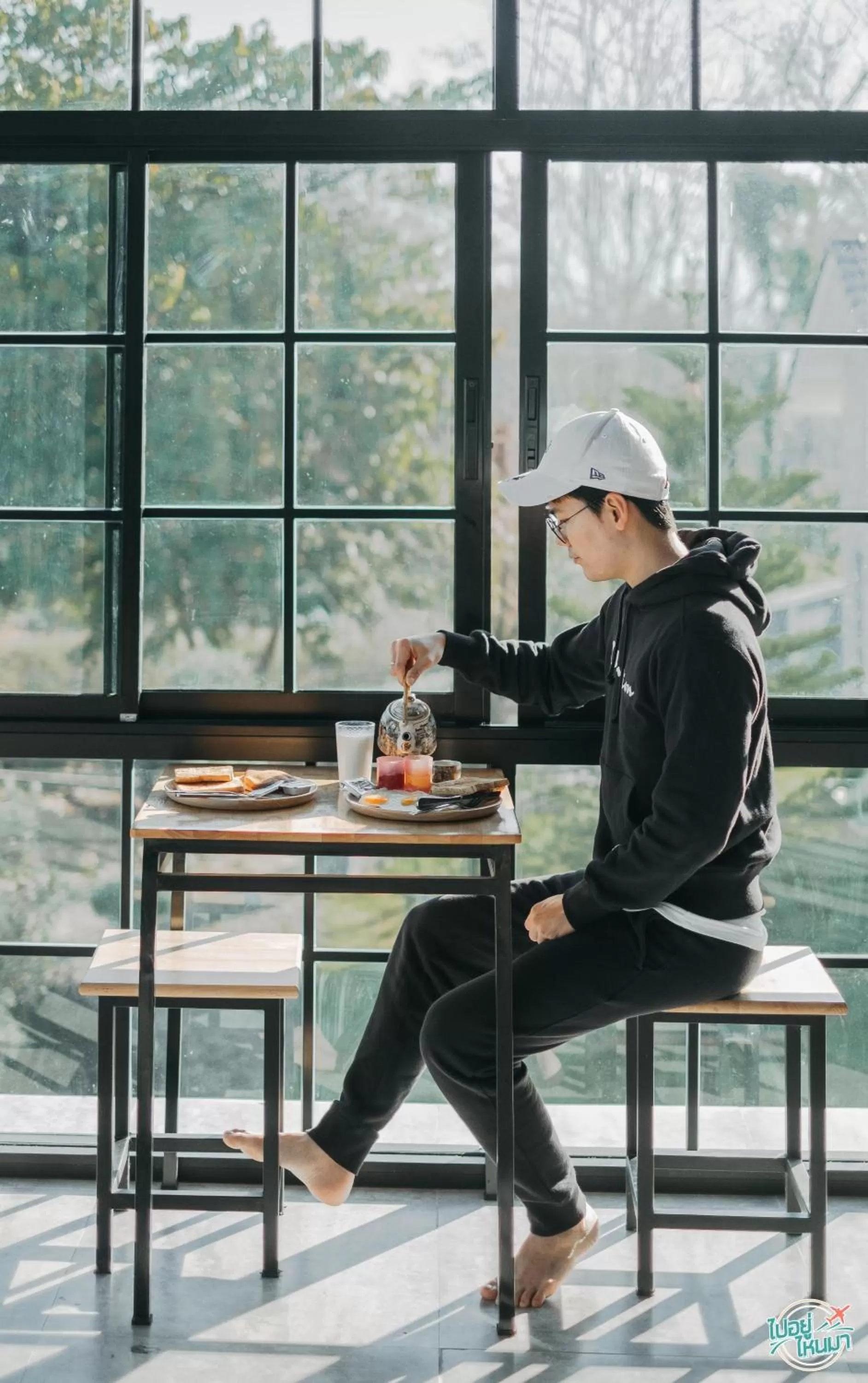 Communal kitchen in PAI LAMUN VALLEY