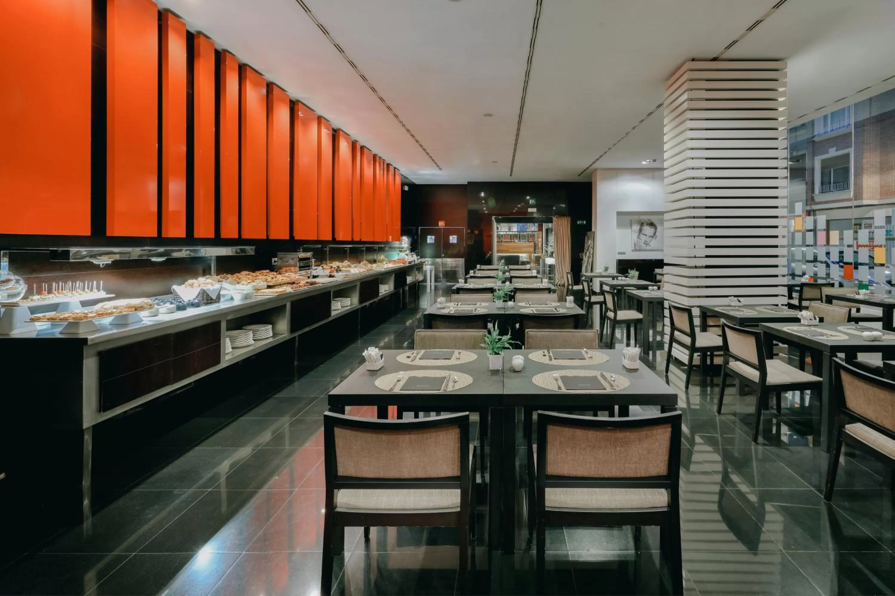 Restaurant/places to eat in Hesperia Bilbao