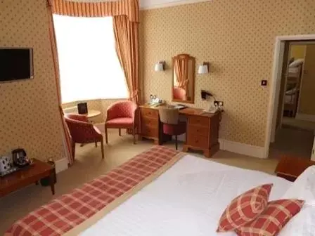 Family Room (2 Adults + 2 Children) in Metropole Hotel and Spa