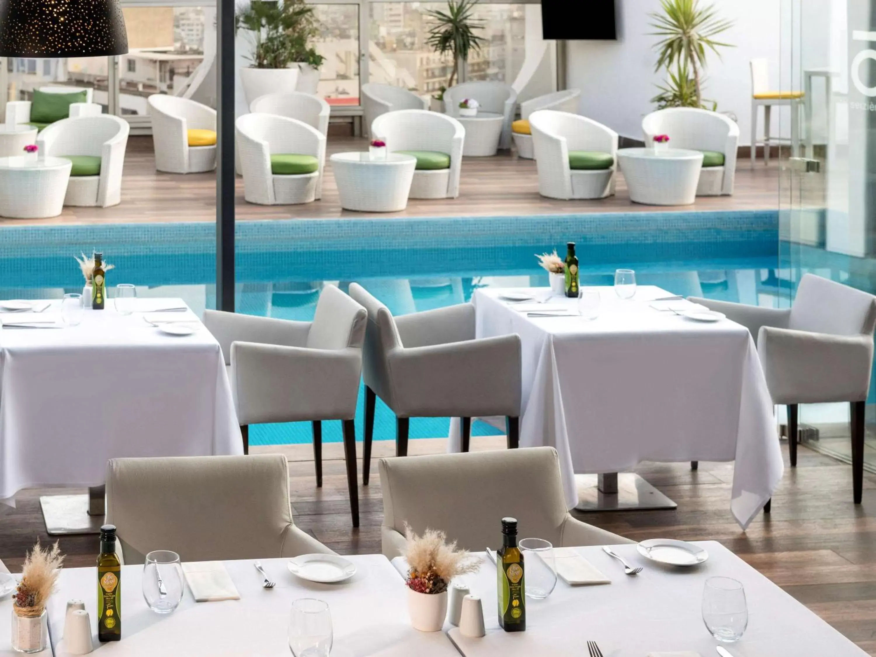 Restaurant/Places to Eat in Mövenpick Hotel Casablanca