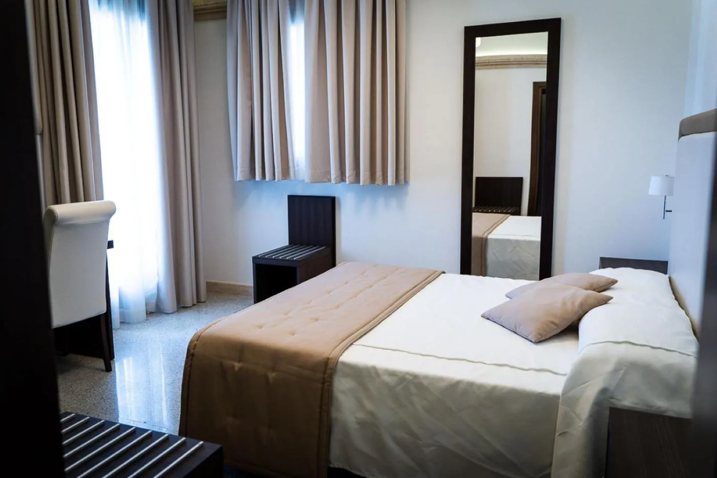 Bedroom, Bed in BHB Hotel