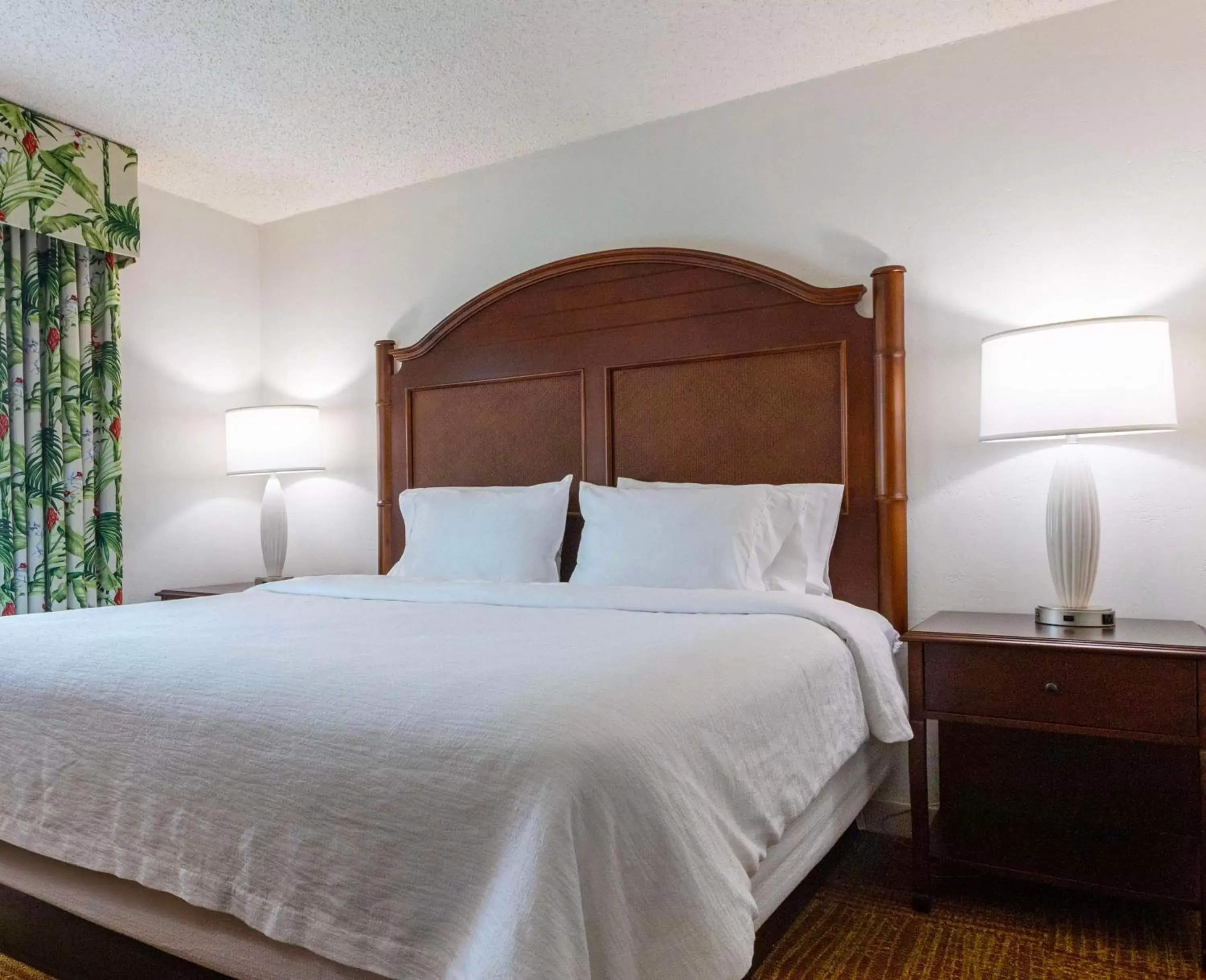 Bed in Hampton Inn & Suites San Juan