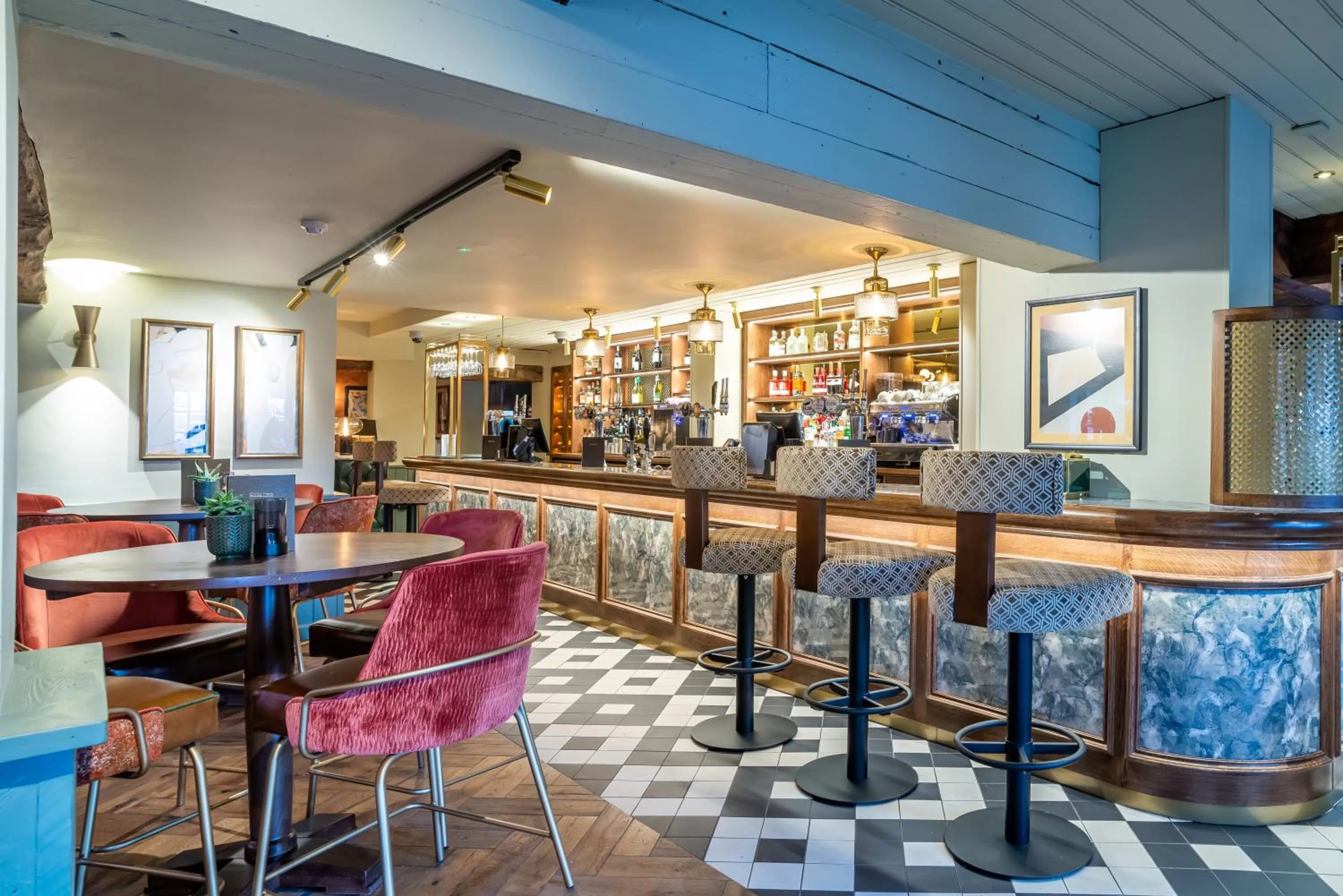 Restaurant/places to eat in The King's Arms by Innkeeper's Collection