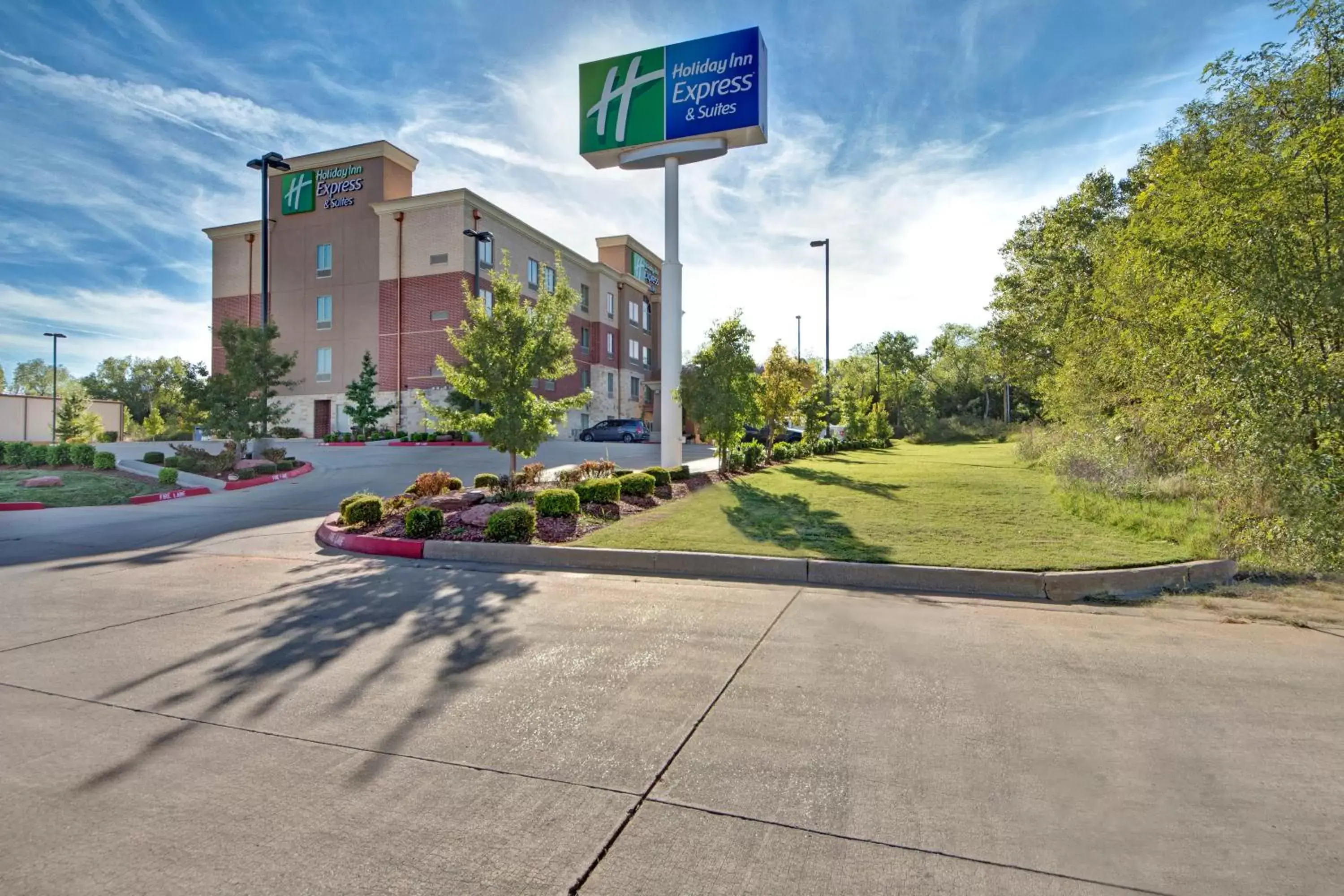 Property building in Holiday Inn Express and Suites Oklahoma City North, an IHG Hotel