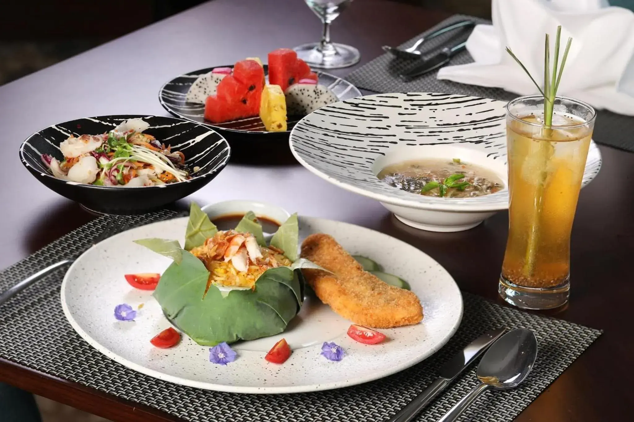 Restaurant/places to eat in Grand Vista Hanoi