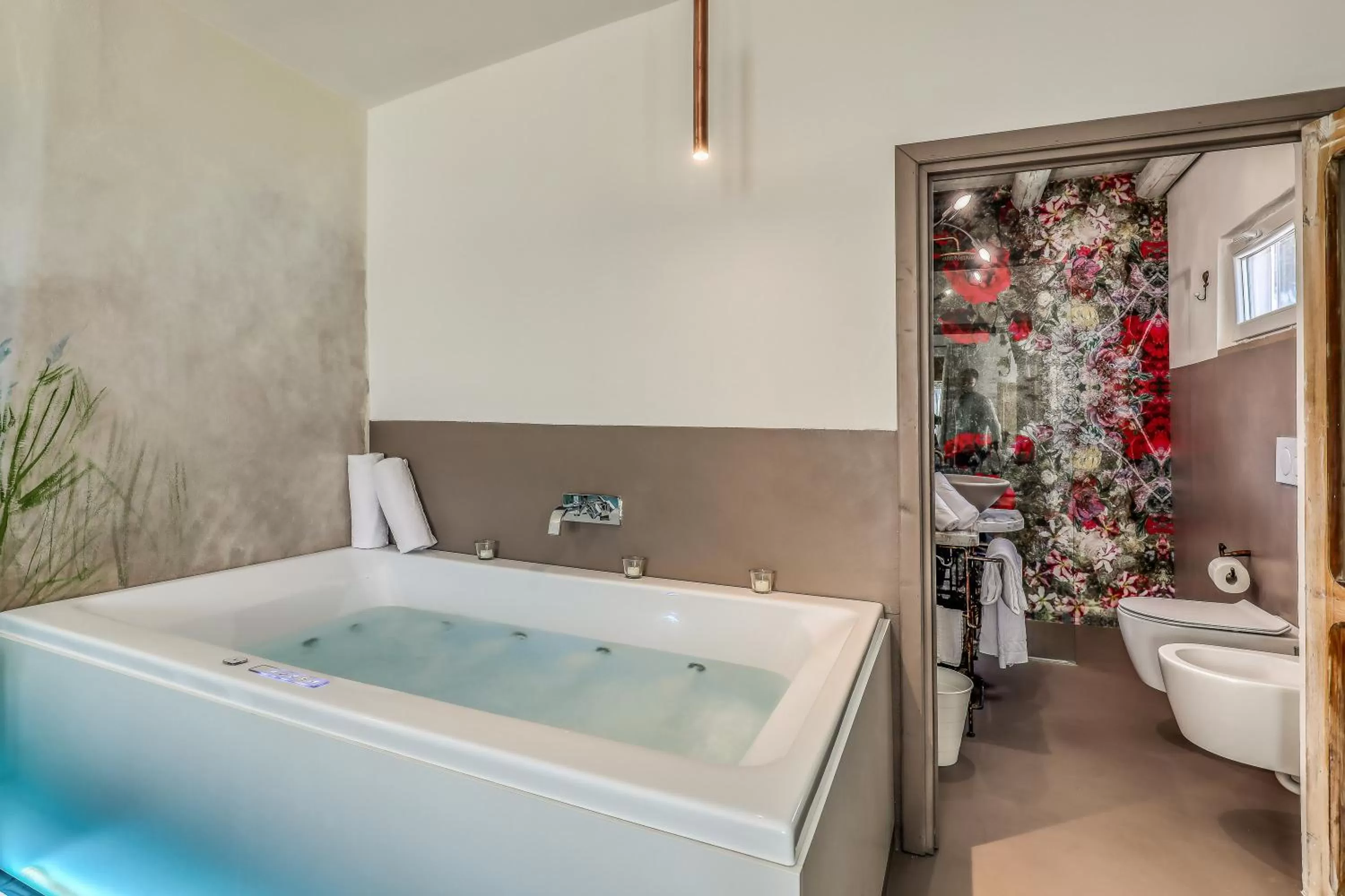 Hot Tub in Trulli Terra Magica