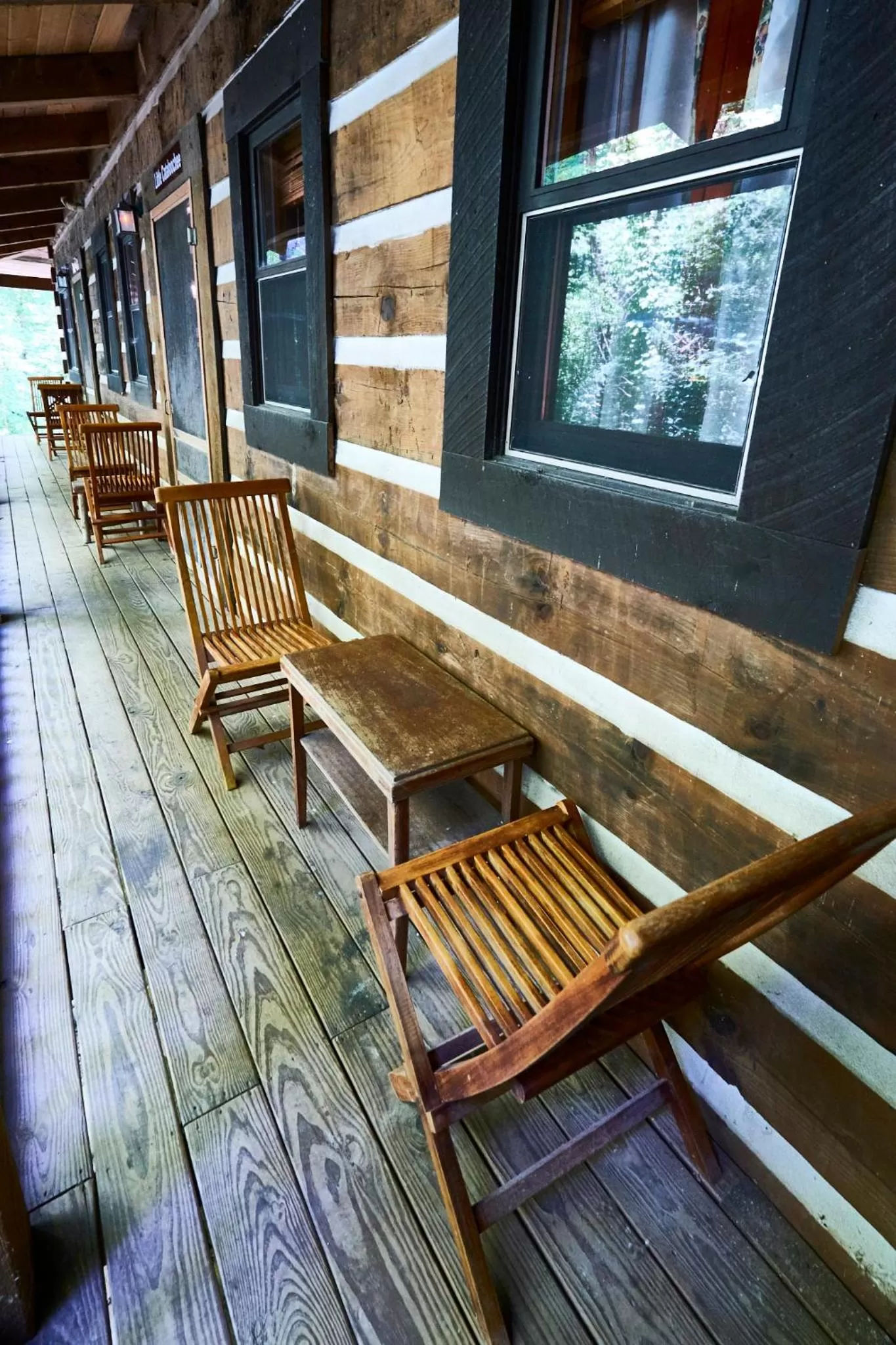 Creekwalk Inn Bed and Breakfast with Cabins